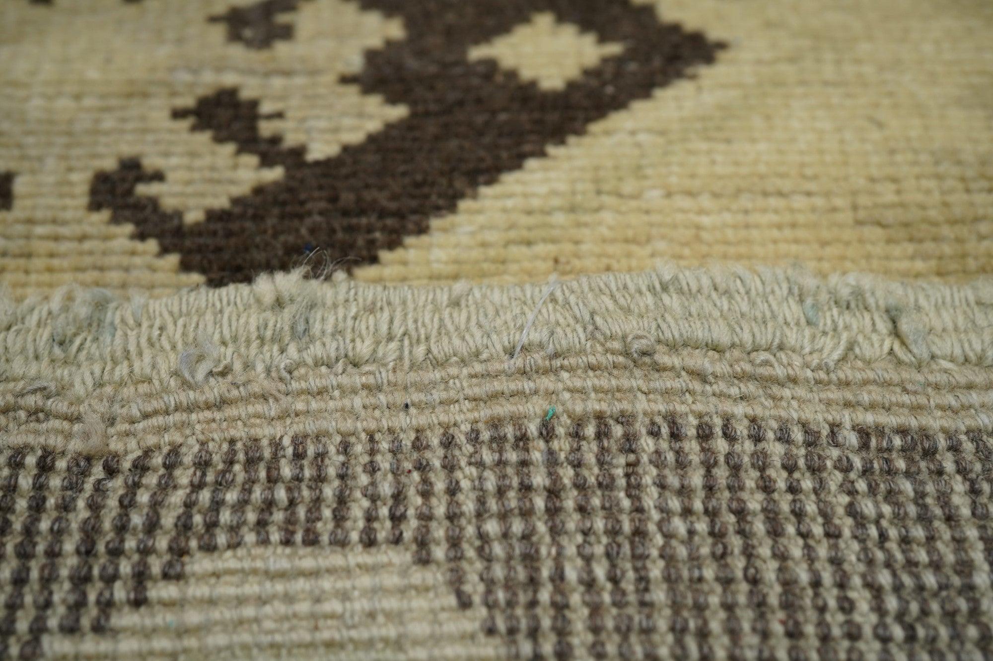 Tapis turc vintage 3'1'' x 6'4'' en vente 7