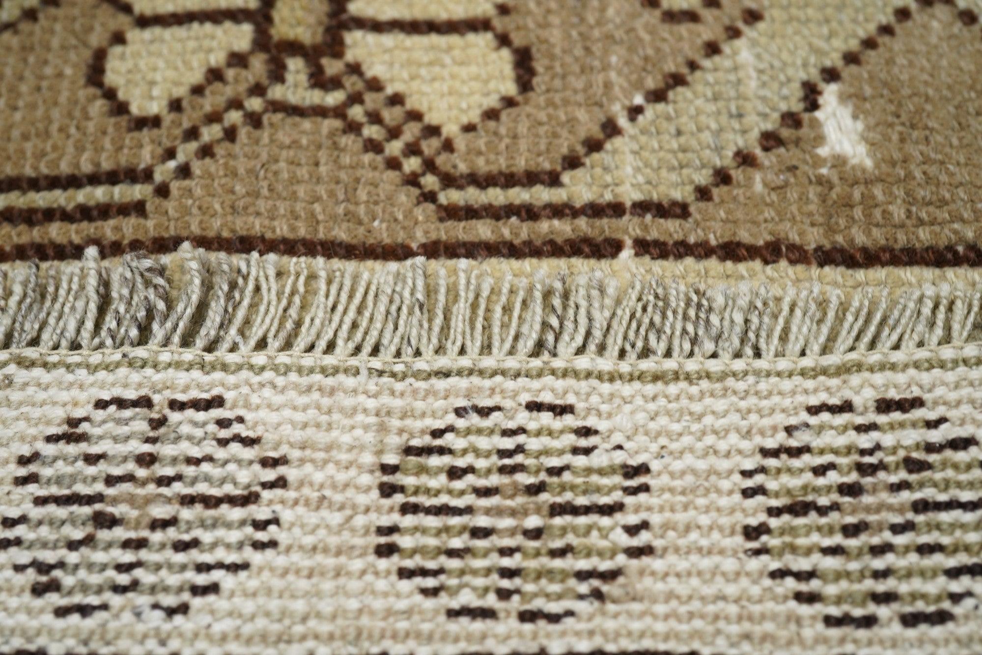 Vintage Turkish Rug 3'2'' x 6'2'' For Sale 6