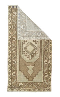 Tappeto turco vintage 3'2'' x 6'2''