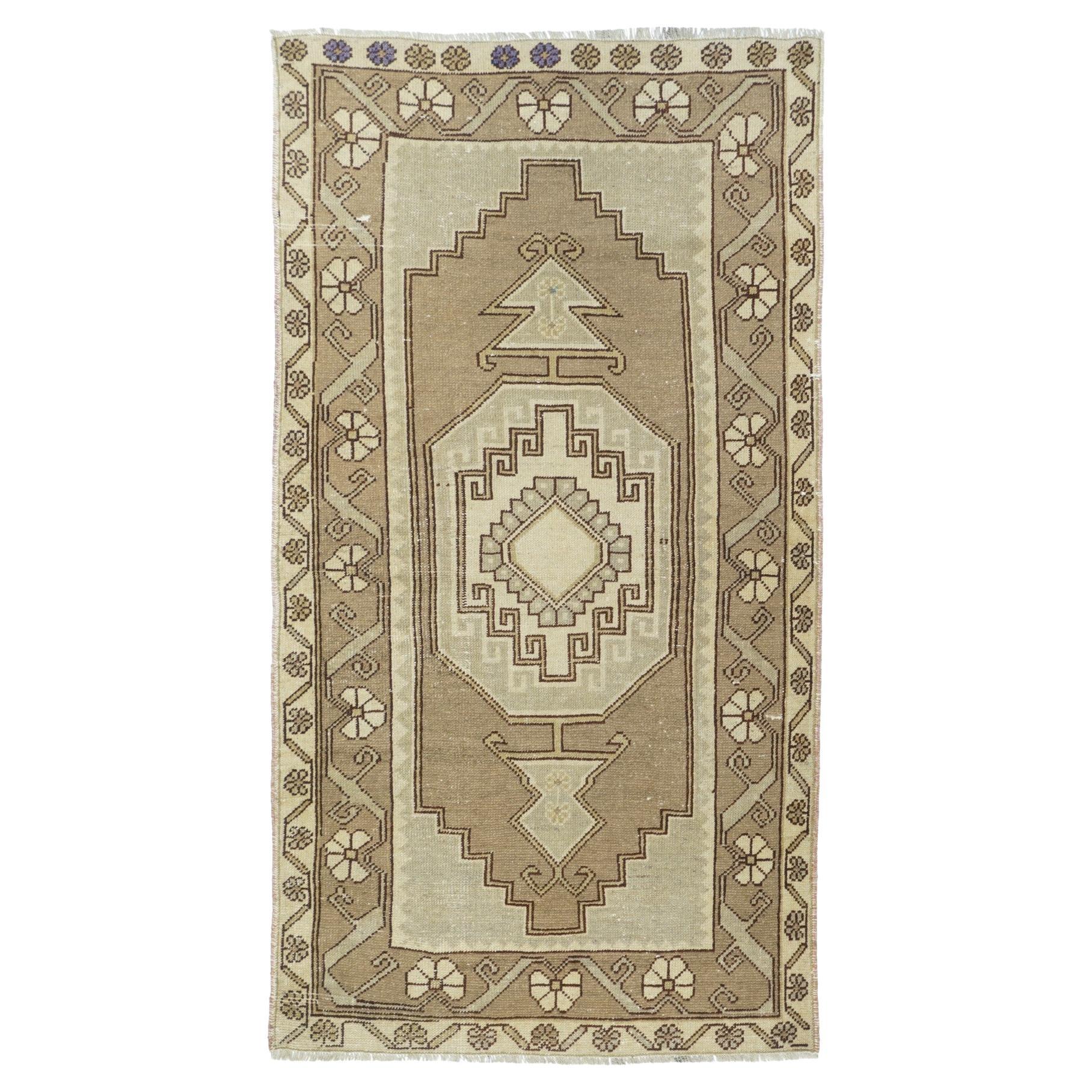 Tapis turc vintage de 3'2'' x 6'2''
