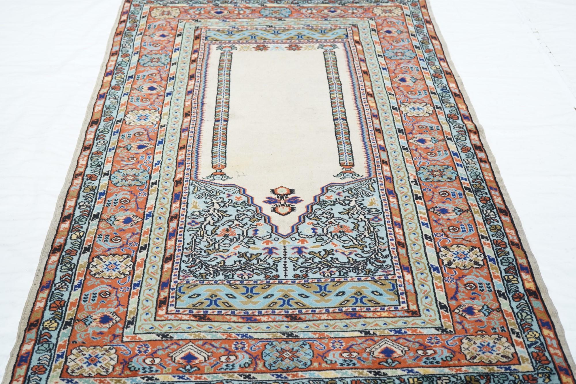 Türkischer Teppich im Vintage-Stil 4'1'' x 6'7'' im Angebot 3