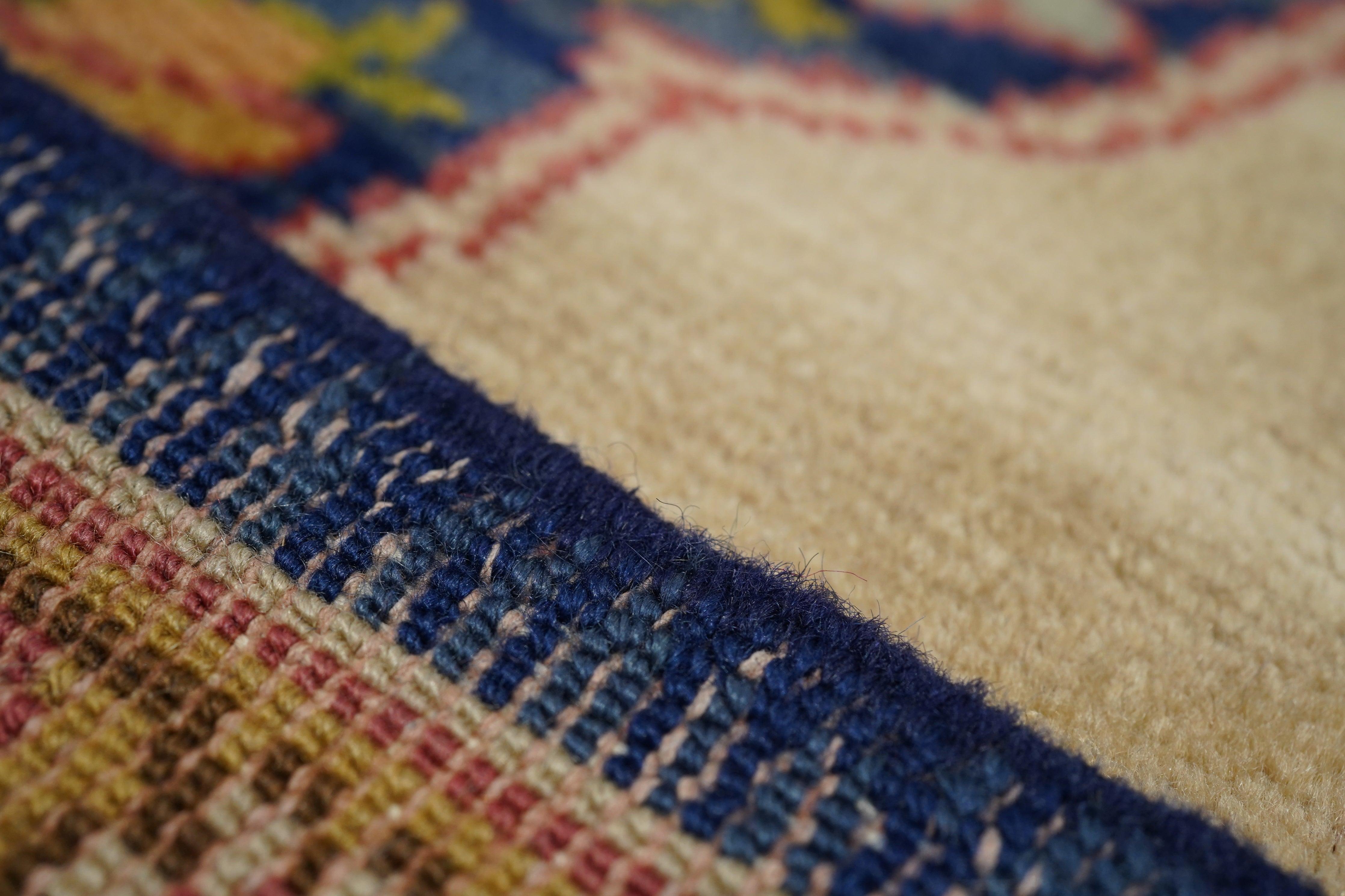 Vintage Turkish Rug 5'3'' x 7'8'' For Sale 6