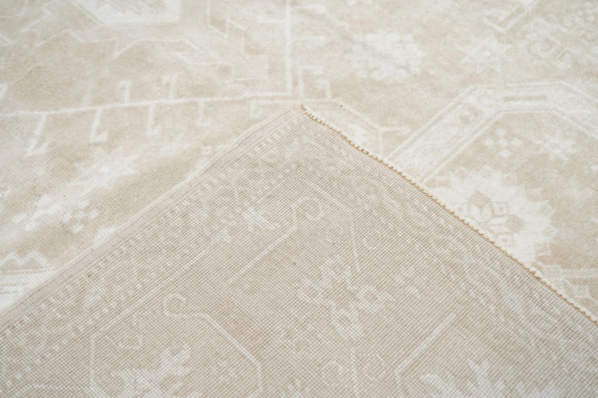 Vintage Turkish Rug 5'3'' x 7'8'' For Sale 2