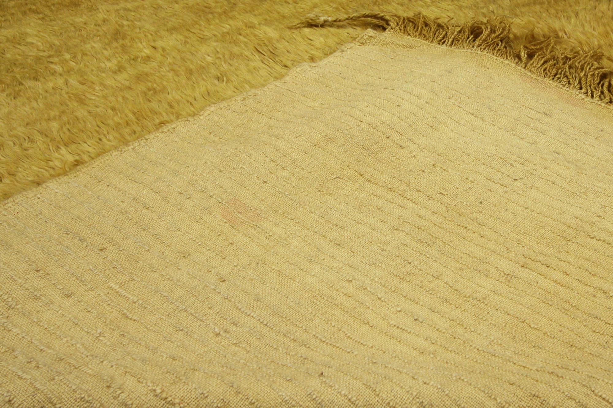 Tapis turc Tulu Angora doré des années 1960 Bon état - En vente à Dallas, TX