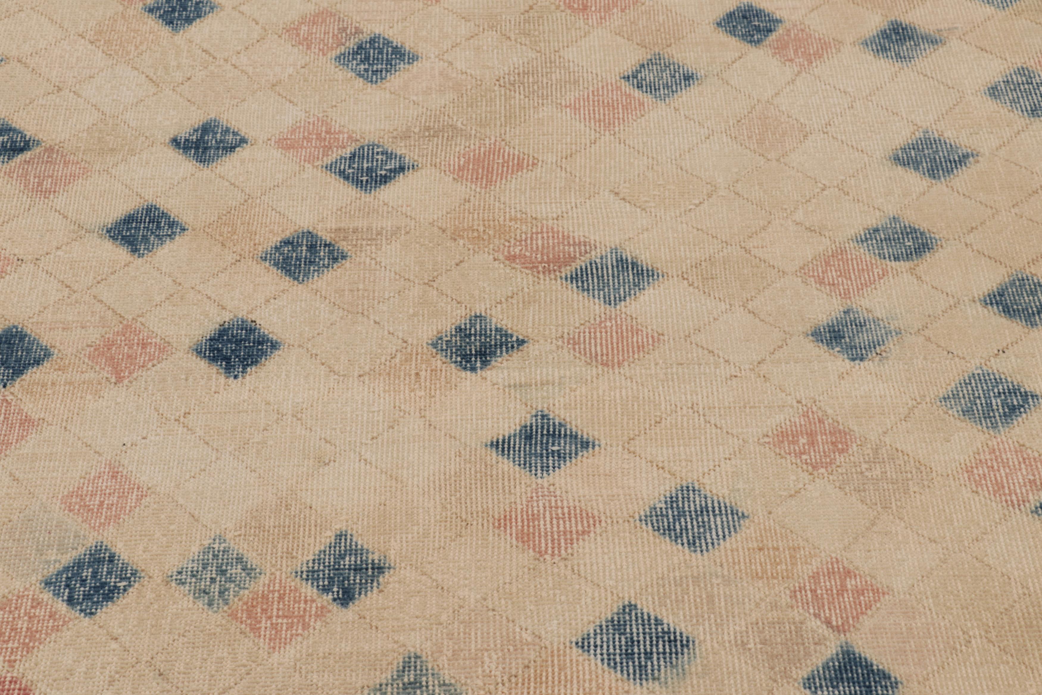 Türkischer Vintage-Teppich, Beige und Gold mit geometrischen Mustern - Rug & Kilim (Handgeknüpft) im Angebot