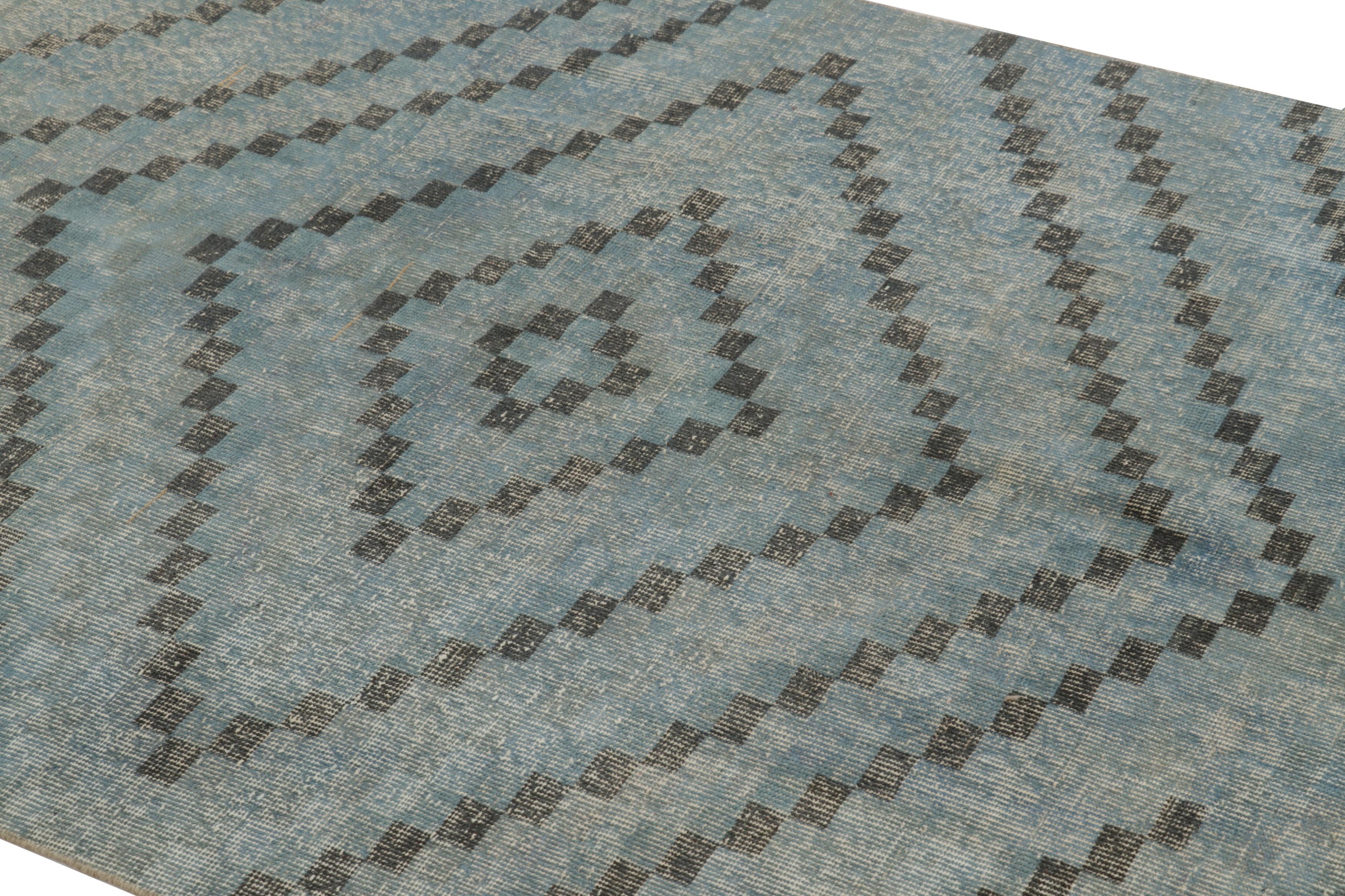 Turco Tappeto turco vintage, blu e nero con motivo geometrico a diamante - Rug & Kilim in vendita