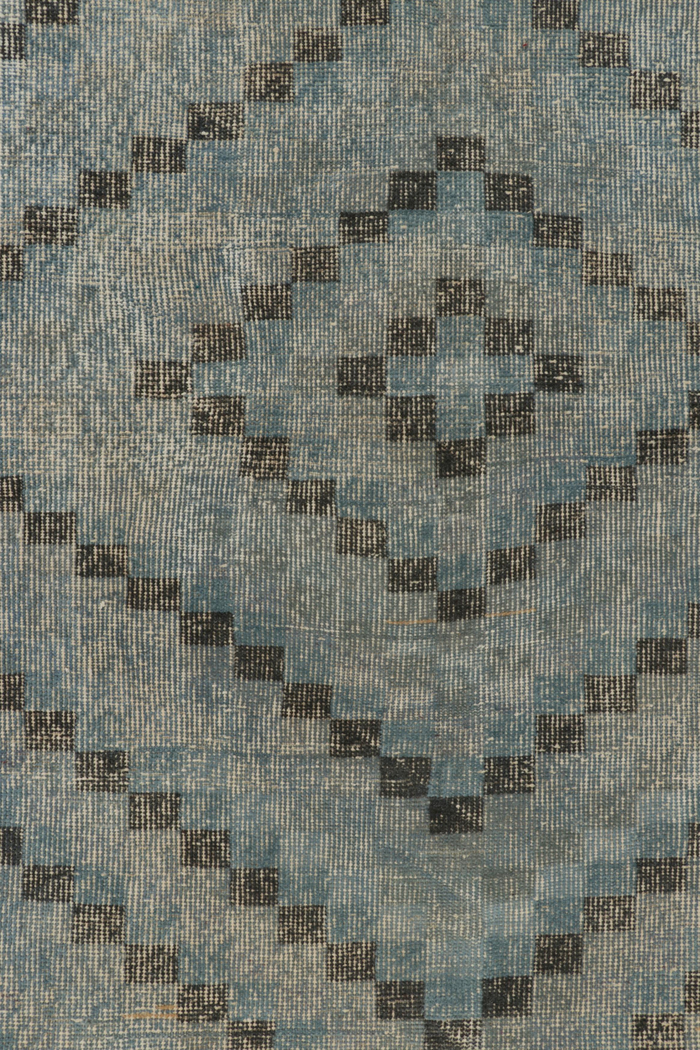 Metà XX secolo Tappeto turco vintage, blu e nero con motivo geometrico a diamante - Rug & Kilim in vendita