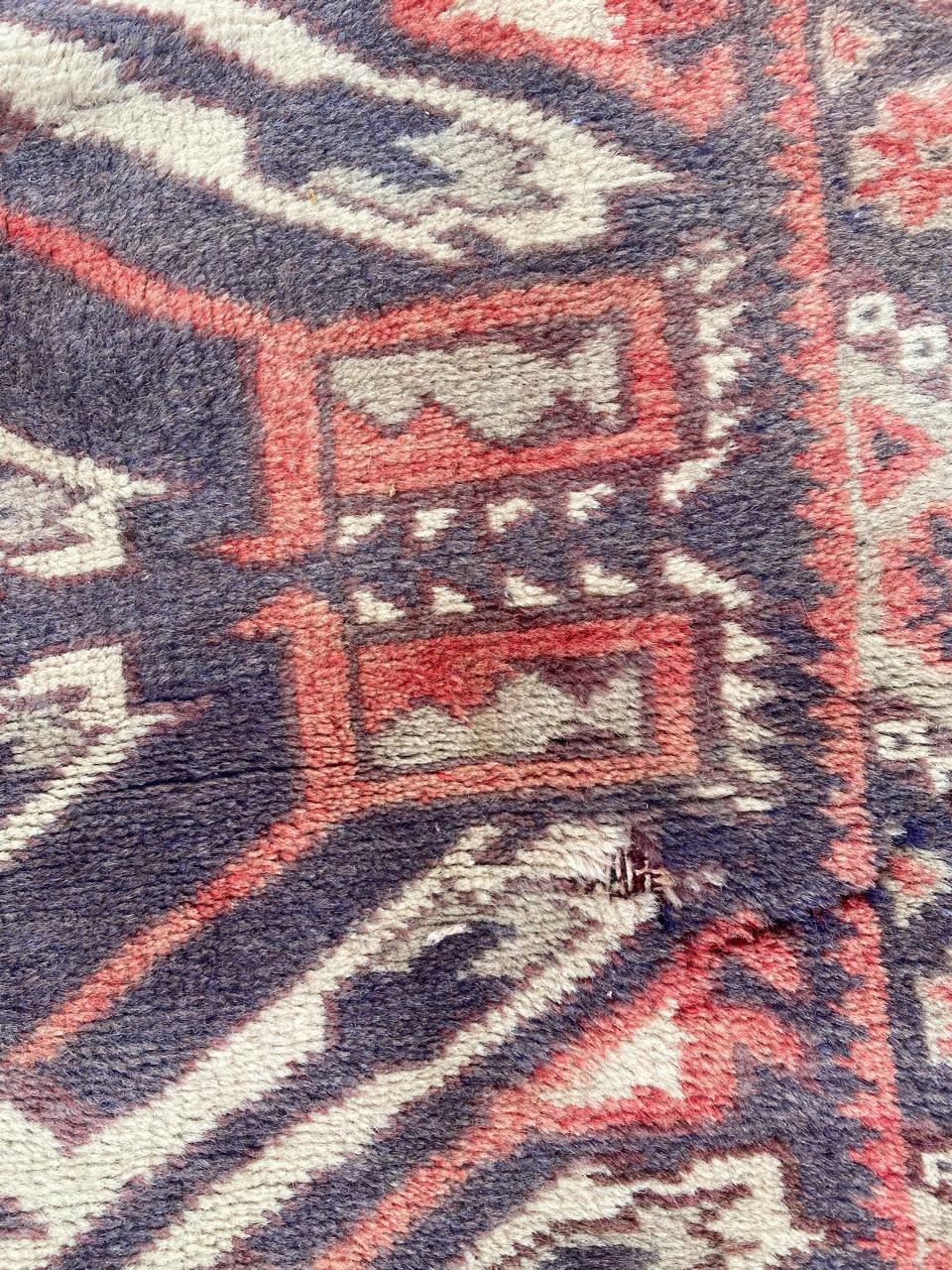 Bobyrug's Vintage Türkischer Teppich (20. Jahrhundert) im Angebot