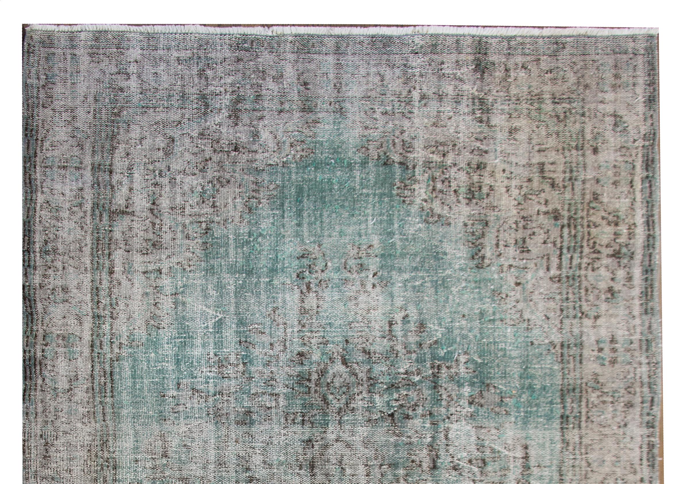 Alfombra turca vintage siglo XX en venta
