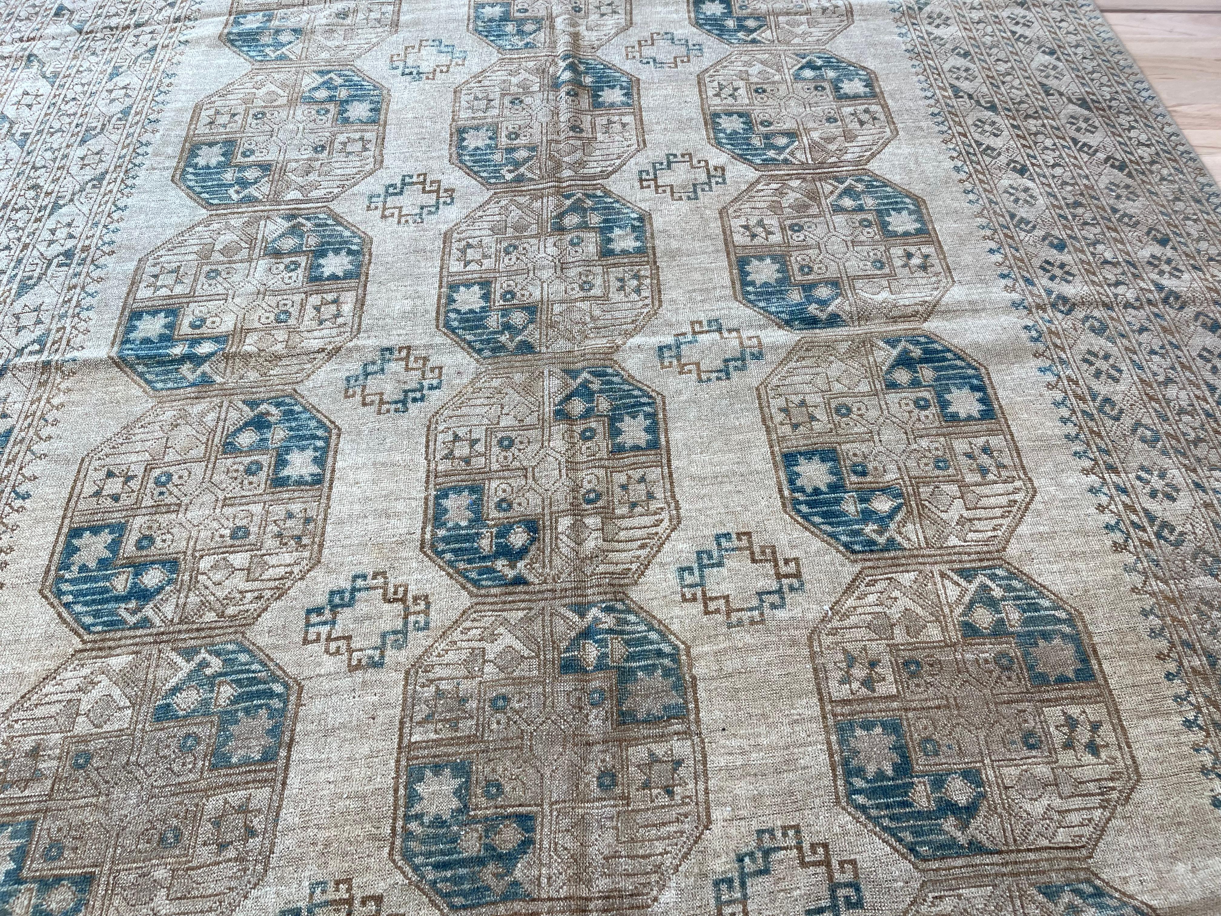 Türkischer Vintage-Teppich im Angebot 2