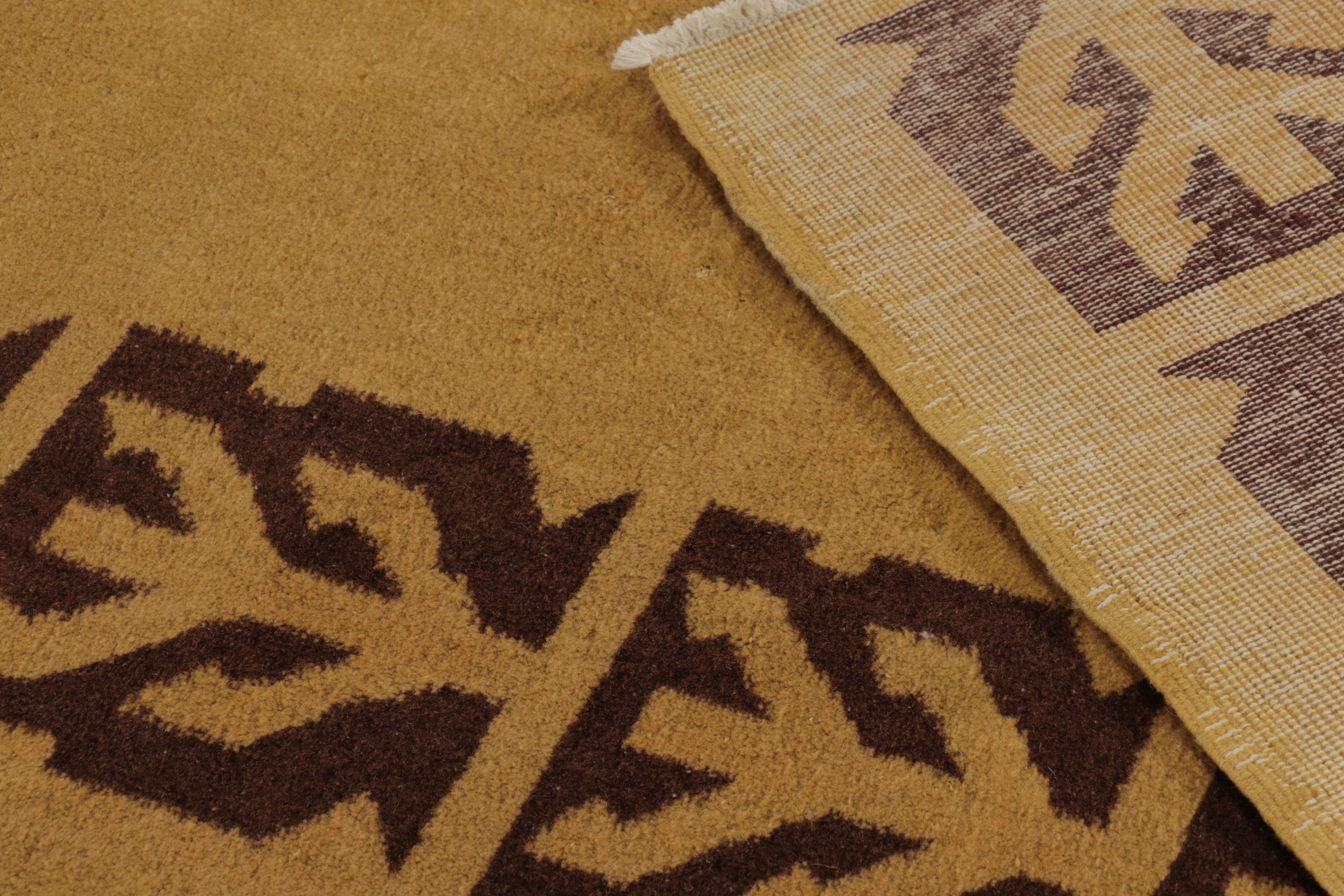 Türkischer Vintage-Teppich, Gold mit kühner Stammesgeometrie - Rug & Kilim im Angebot 2
