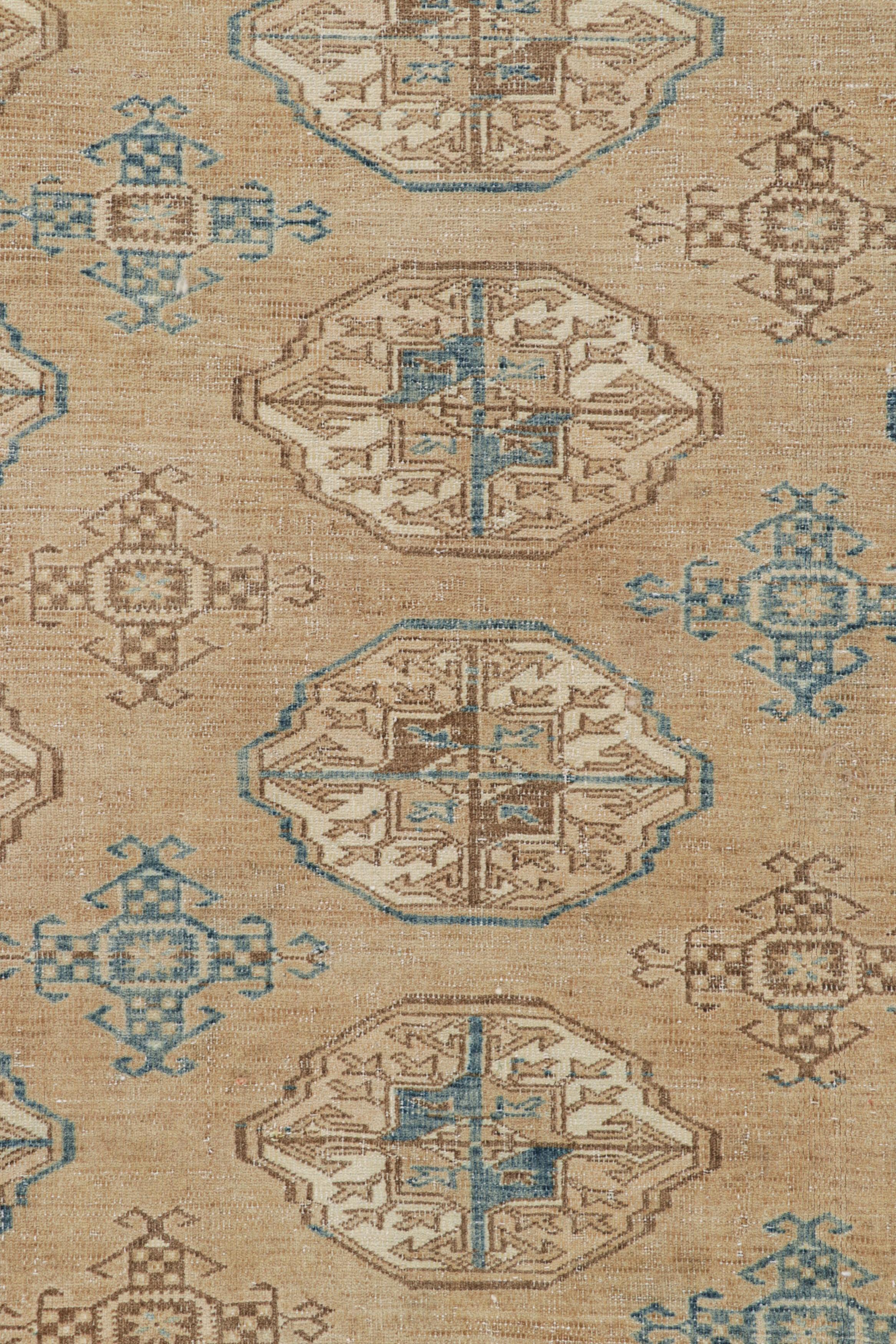 Tappeto turco vintage in beige-marrone e blu con motivi geometrici  Tappeto e Kili In condizioni buone in vendita a Long Island City, NY