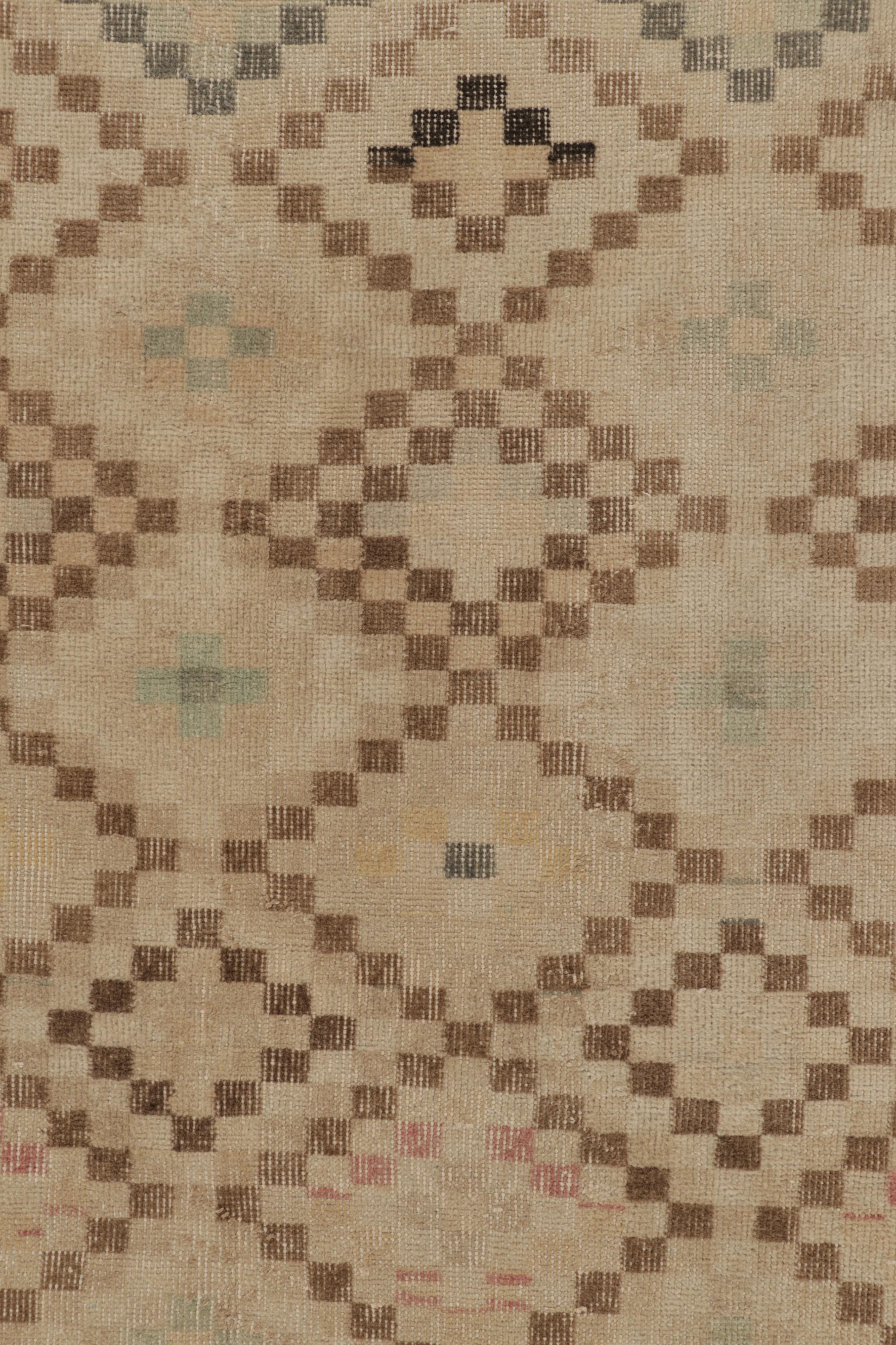 Wool Vintage Turkish Rug in Beige-Brown and Cream Diamond Medallions  - Rug & Kilim For Sale