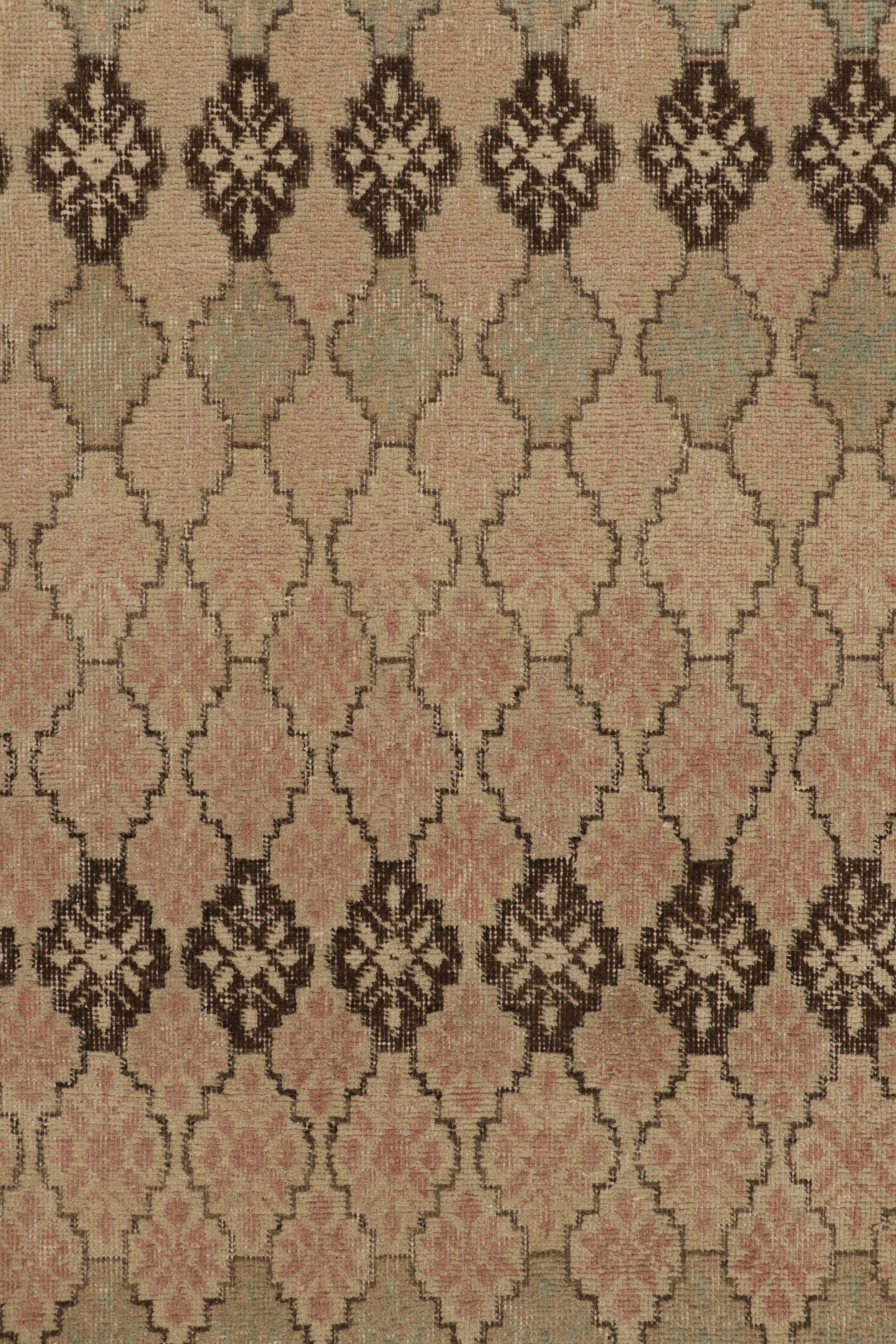 Hand-Knotted Vintage Turkish Rug in Beige-Brown with Geometric Patterns  - Rug & Kilim For Sale