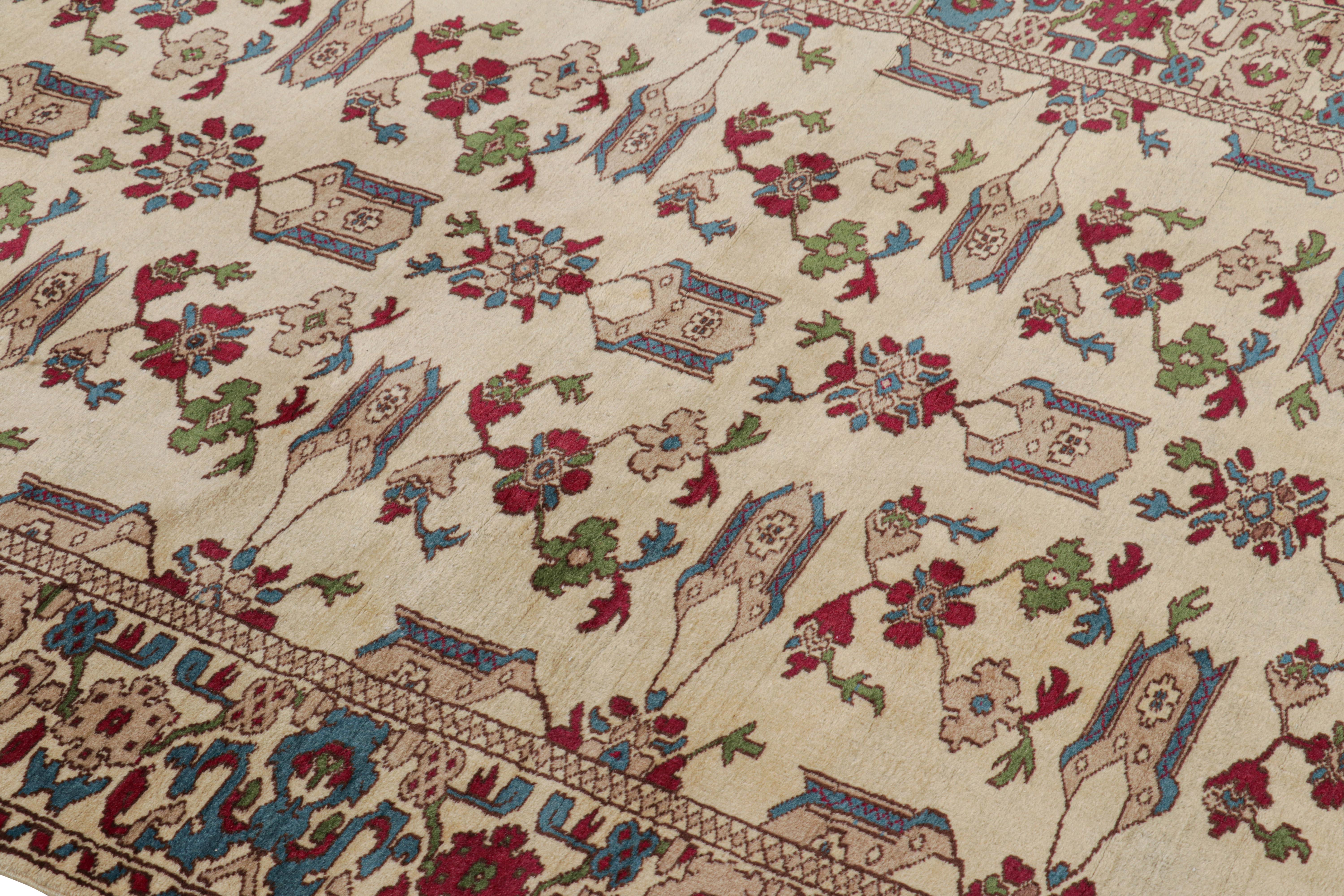 Hand-knotted in wool, this 5x7 vintage rug originating from Turkey, circa 1950-1960, is a very special piece, featuring a light and refreshing mid-century classical design. 

On The Design:

Admirers of the craft will admire this personal vintage