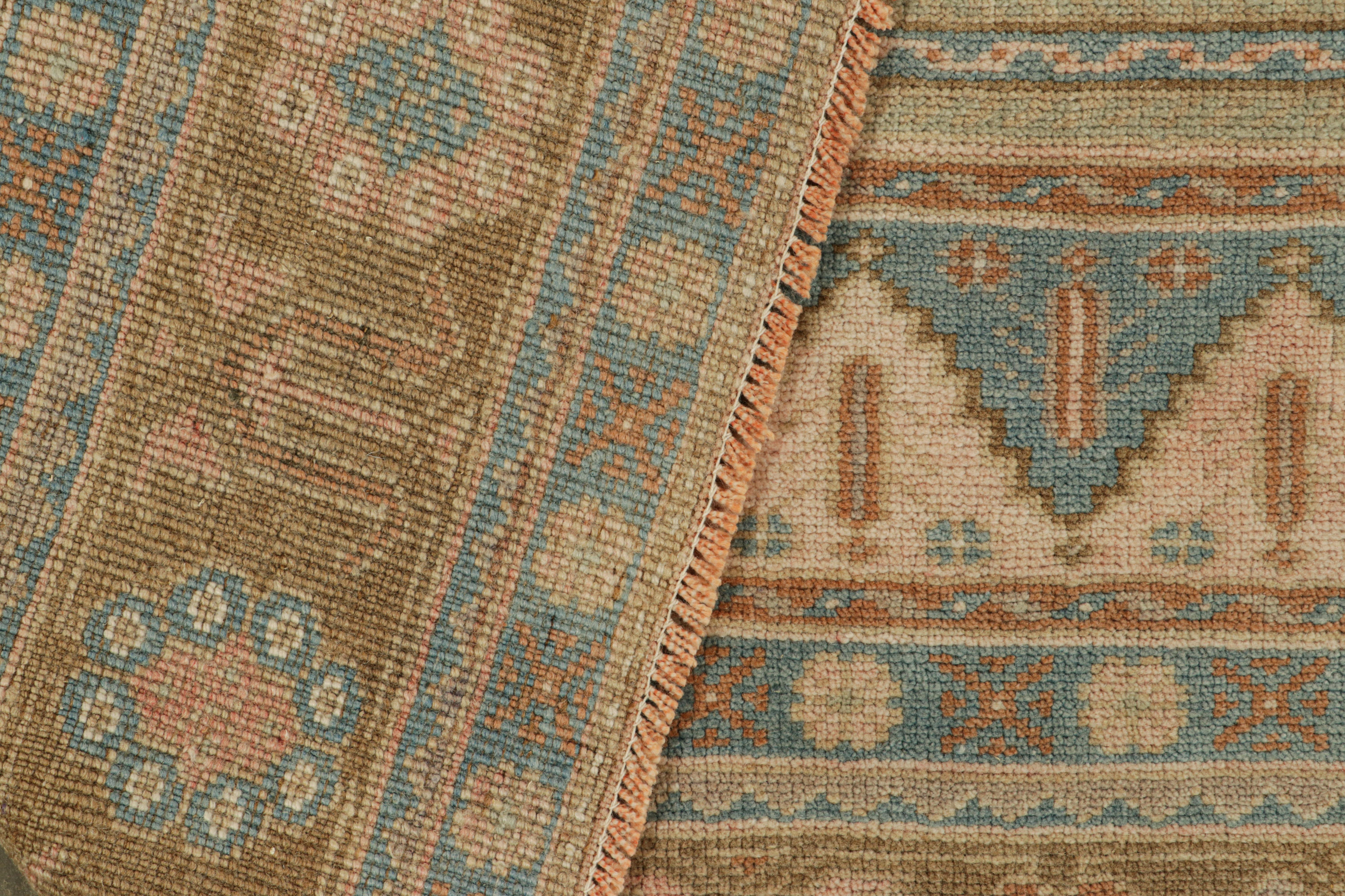 Türkischer Vintage-Teppich in Blau mit Medaillon und geometrischen Mustern von Rug & Kilim im Angebot 1