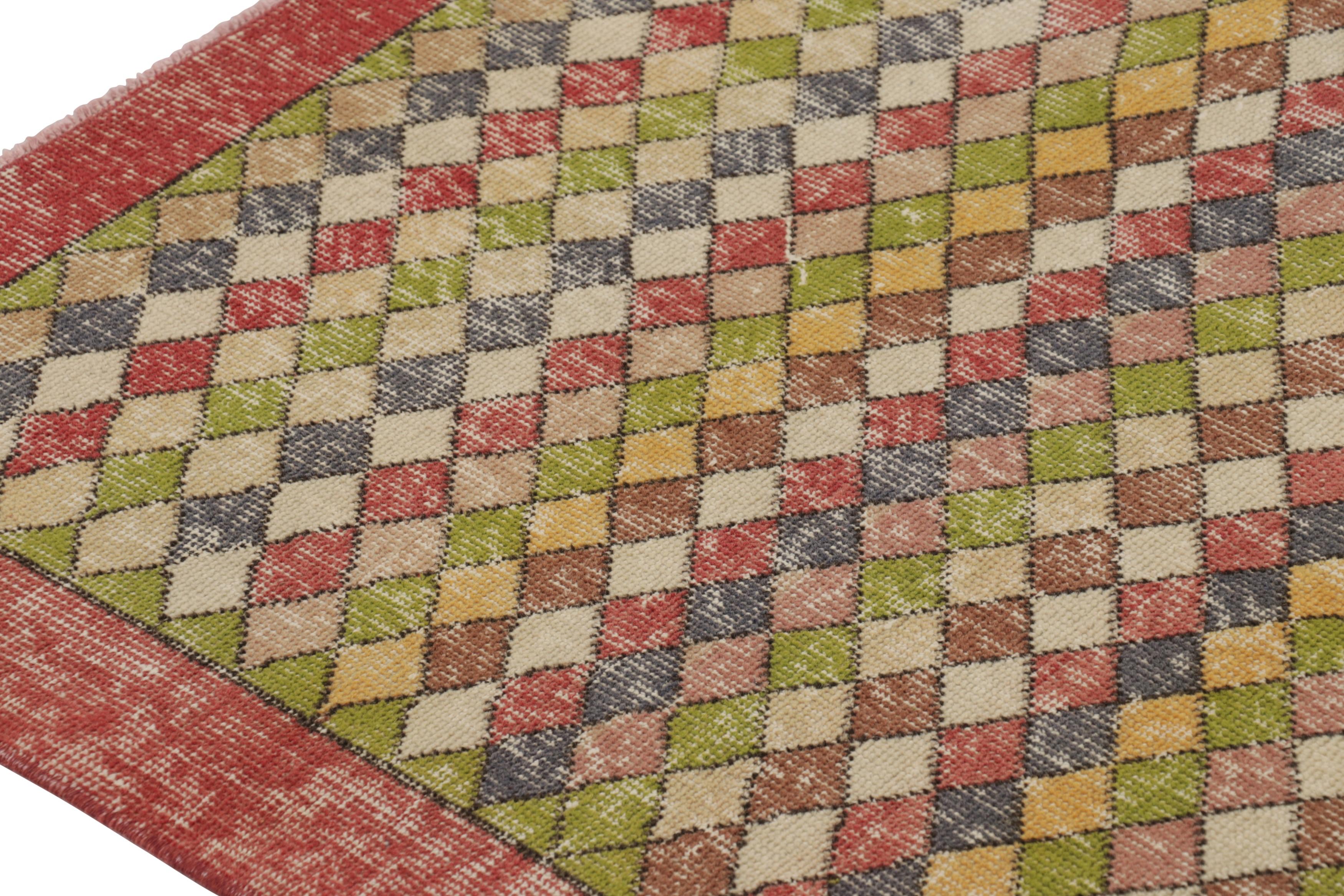 Türkischer Vintage-Teppich in Braun mit bunten Diamant-Medaillons  - Rug & Kilim (Handgeknüpft) im Angebot