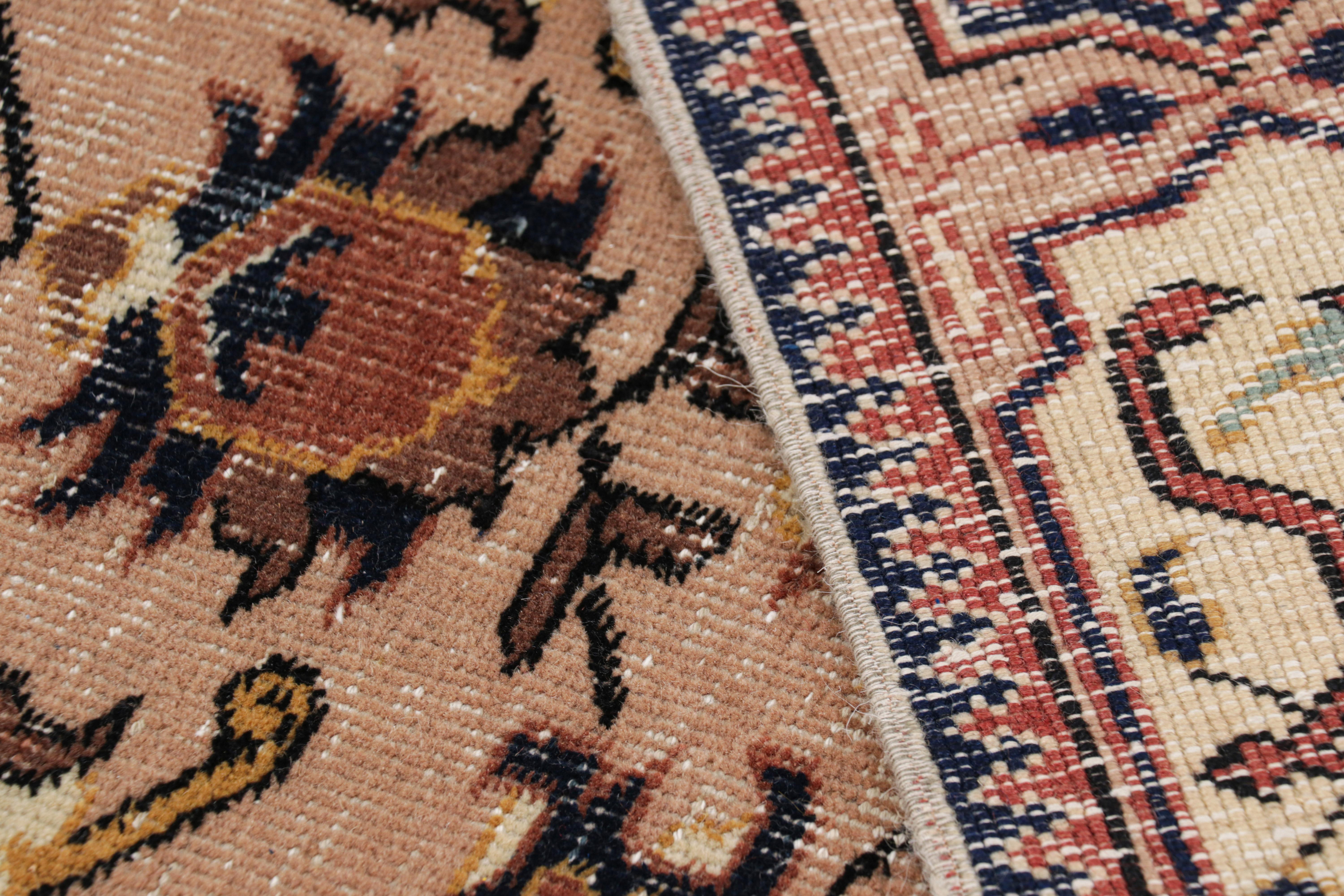 Türkischer Vintage-Teppich in Brown mit bunten geometrischen Mustern, von Rug & Kilim im Angebot 2