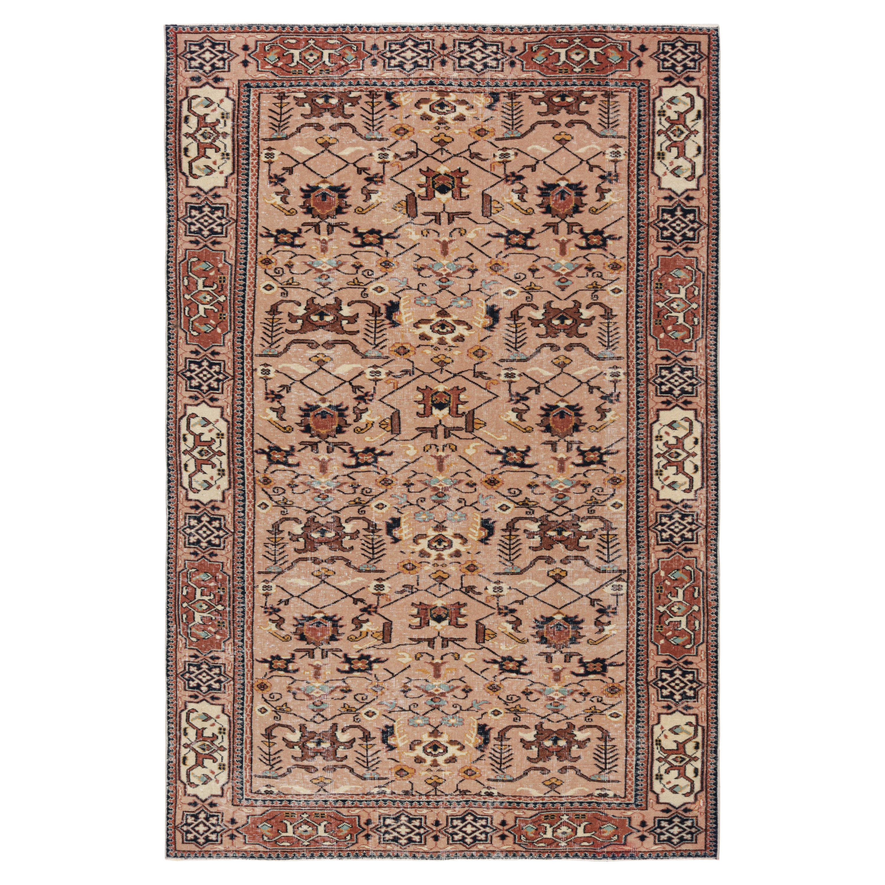 Türkischer Vintage-Teppich in Brown mit bunten geometrischen Mustern, von Rug & Kilim
