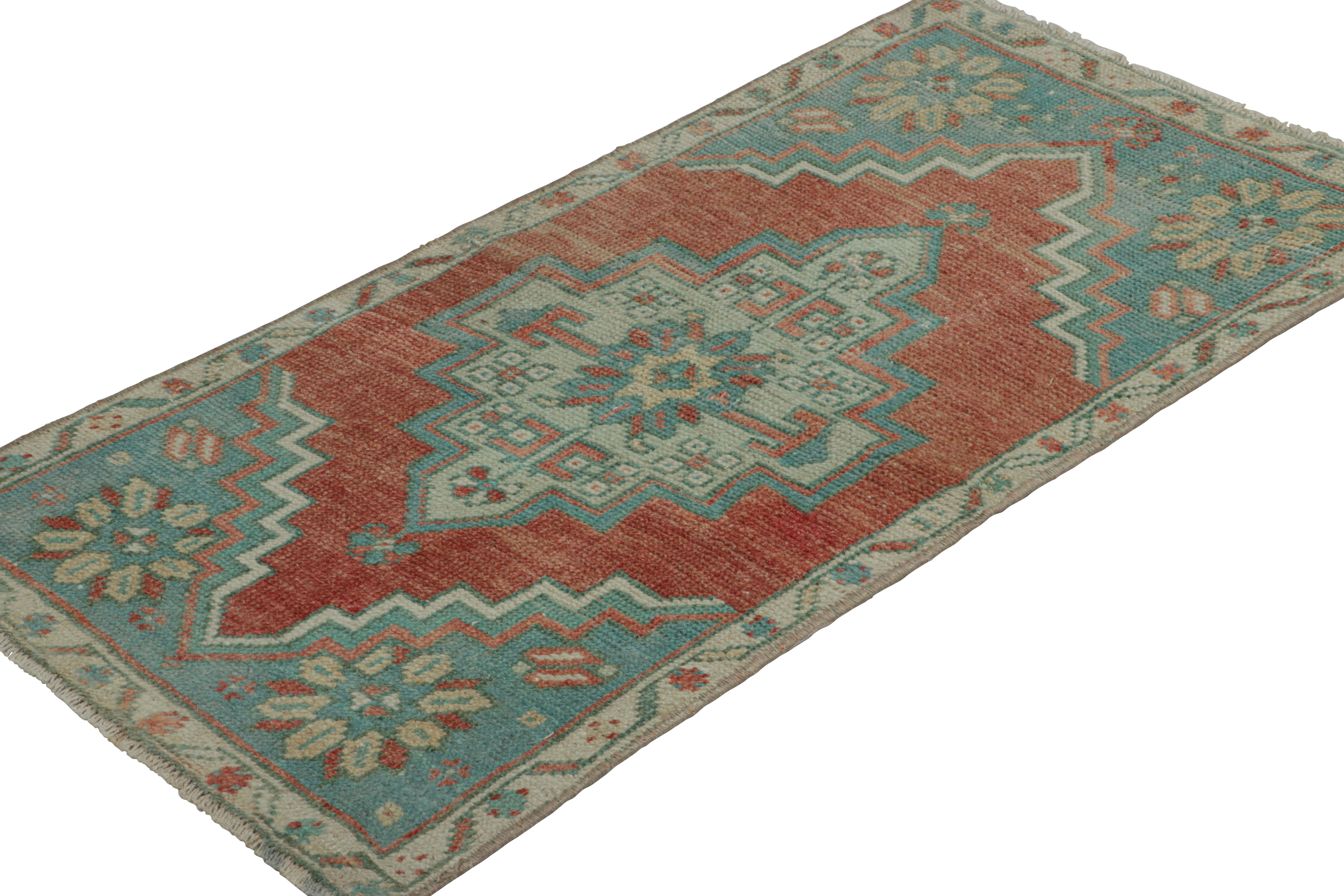 Mid-20th Century Vintage Turkish Rug in Red with Blue and White Floral Medallion  Rug & Kilim For Sale