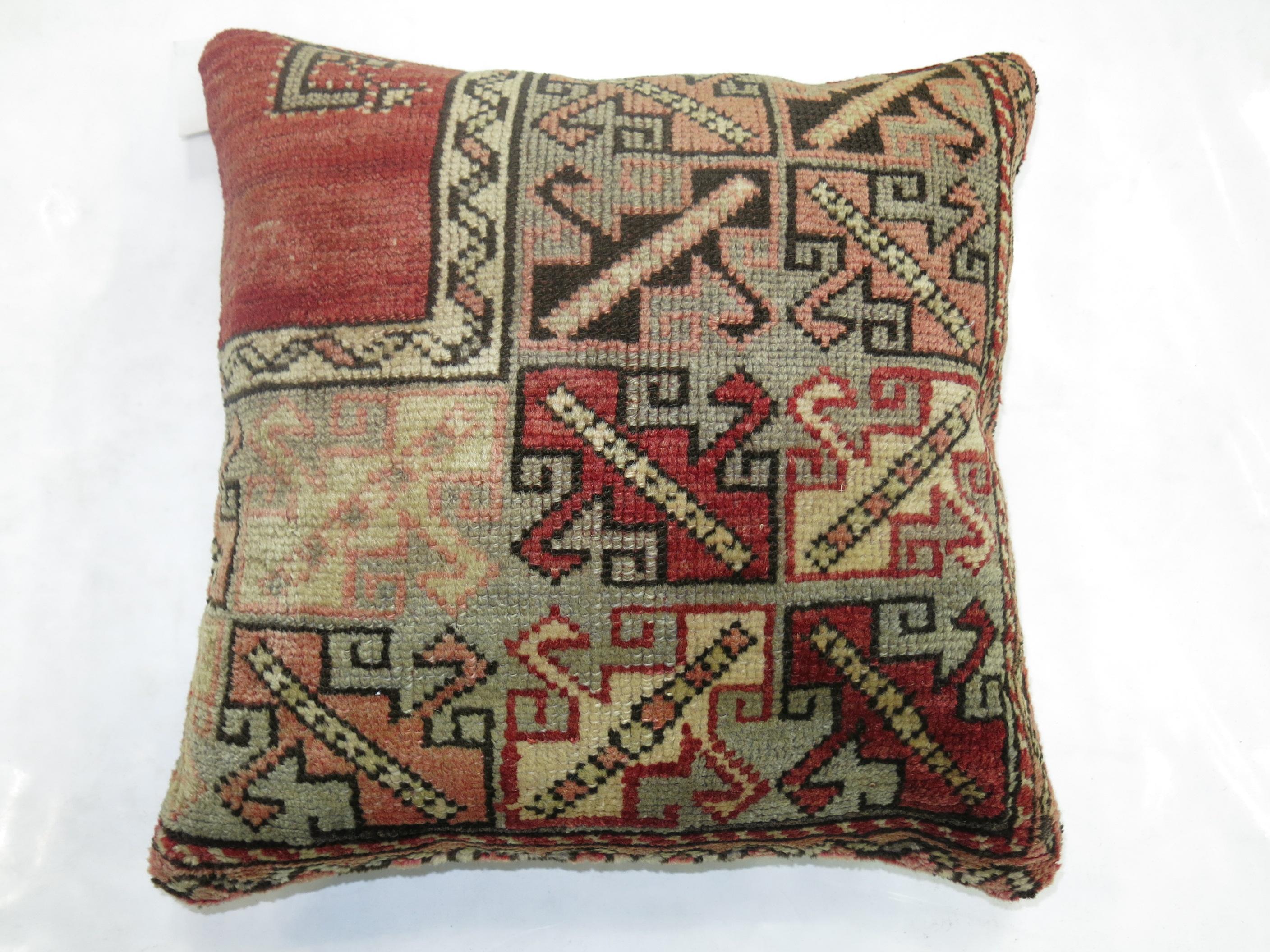 Large Square Red Vintage Turkish Rug Pillow In Good Condition For Sale In New York, NY