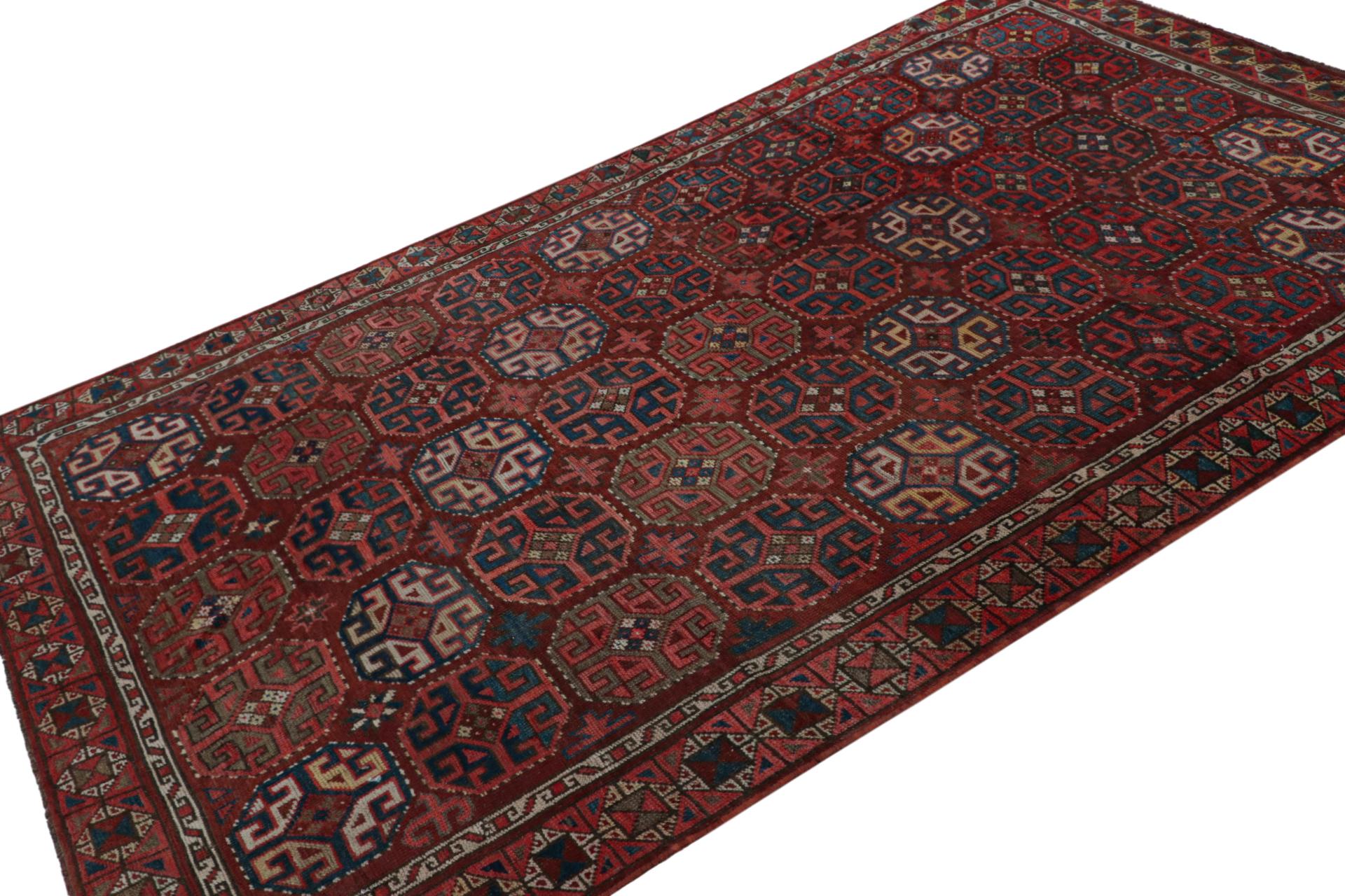 Hand Knotted in wool, this vintage 6x9 Turkish rug, features traditional designs with an inspiration from Khotan Samarkand rugs and similar provenances 

On the Design: 

Connoisseurs will admire this design that features traditional design with an