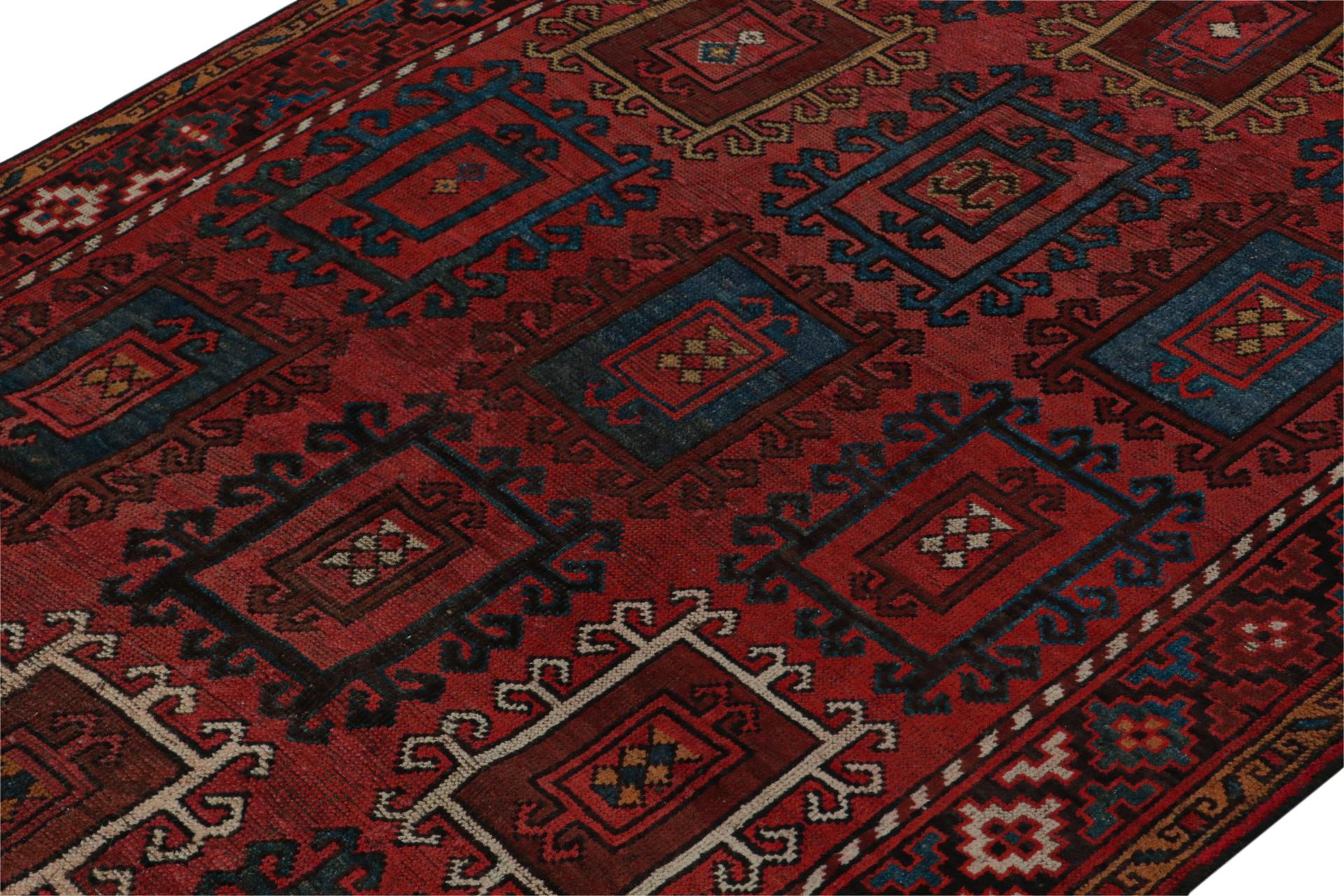Türkischer Vintage-Teppich mit geometrischen Mustern, von Rug & Kilim im Zustand „Gut“ im Angebot in Long Island City, NY