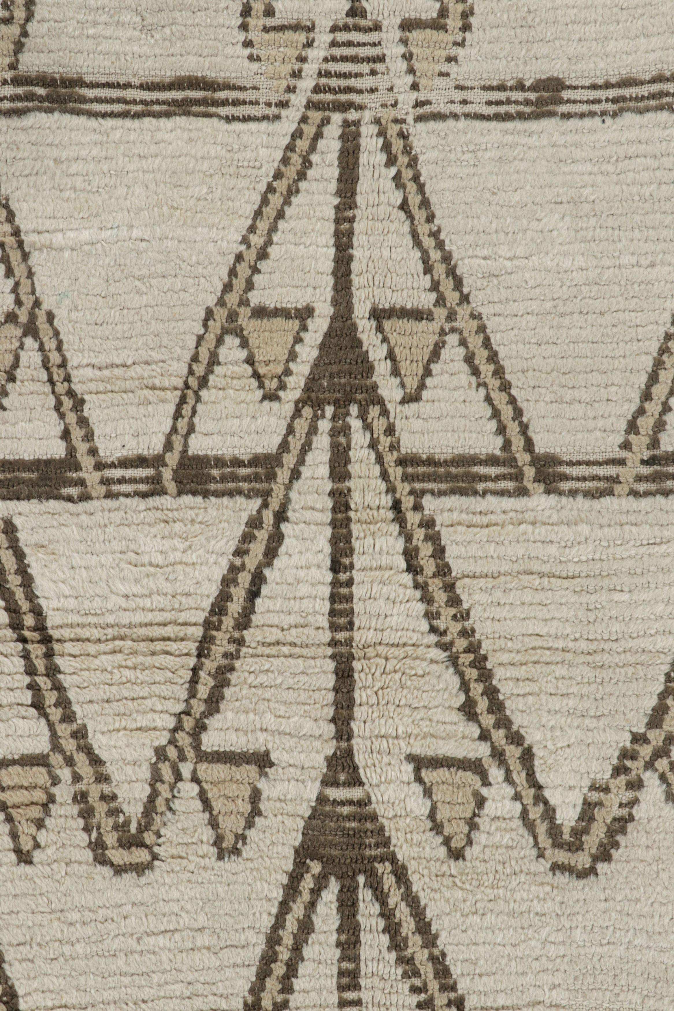 Turco Tappeto turco vintage con motivi geometrici di Rug & Kilim in vendita