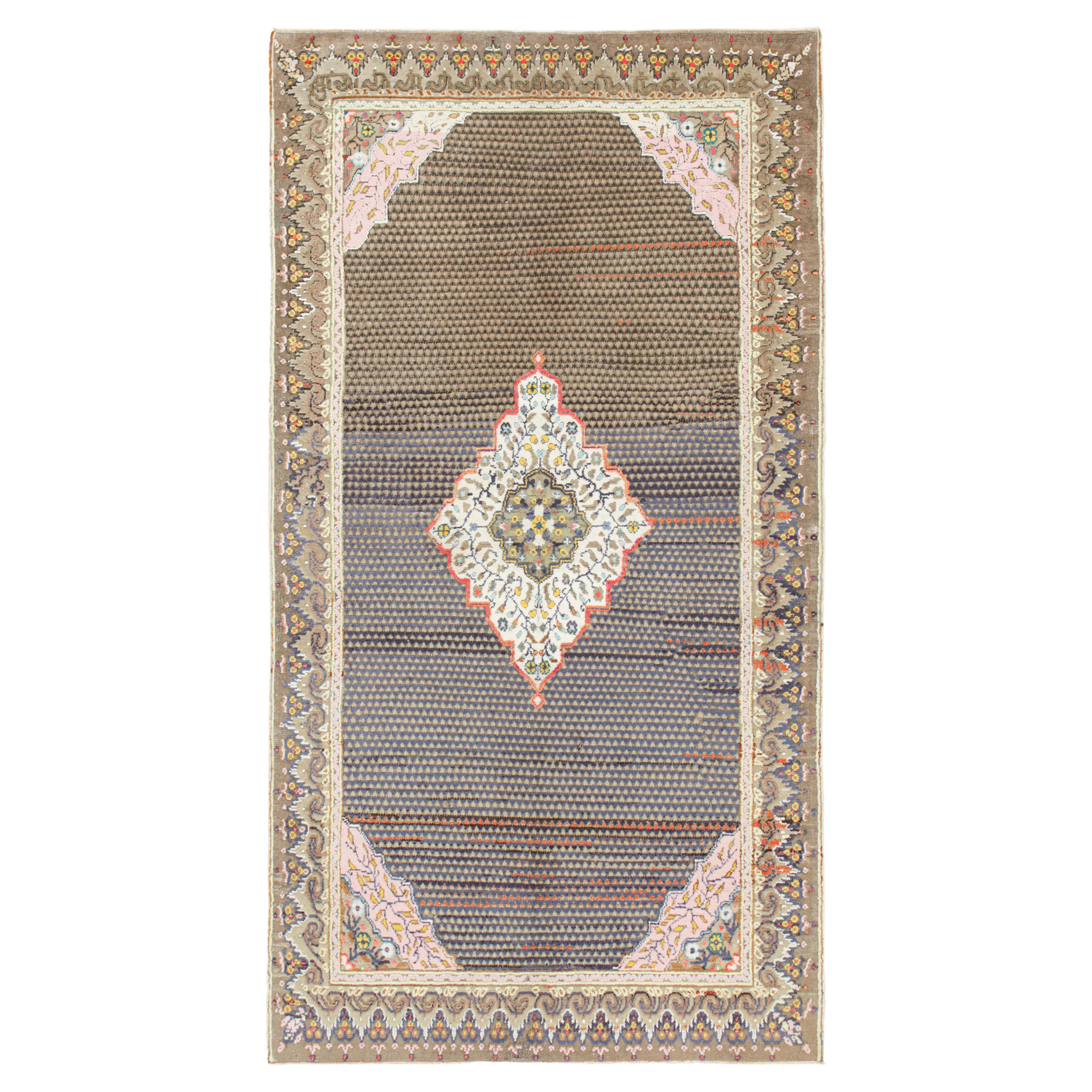 Türkischer Vintage-Teppich mit Medaillon und Hoch-Tief-Struktur, von Rug & Kilim