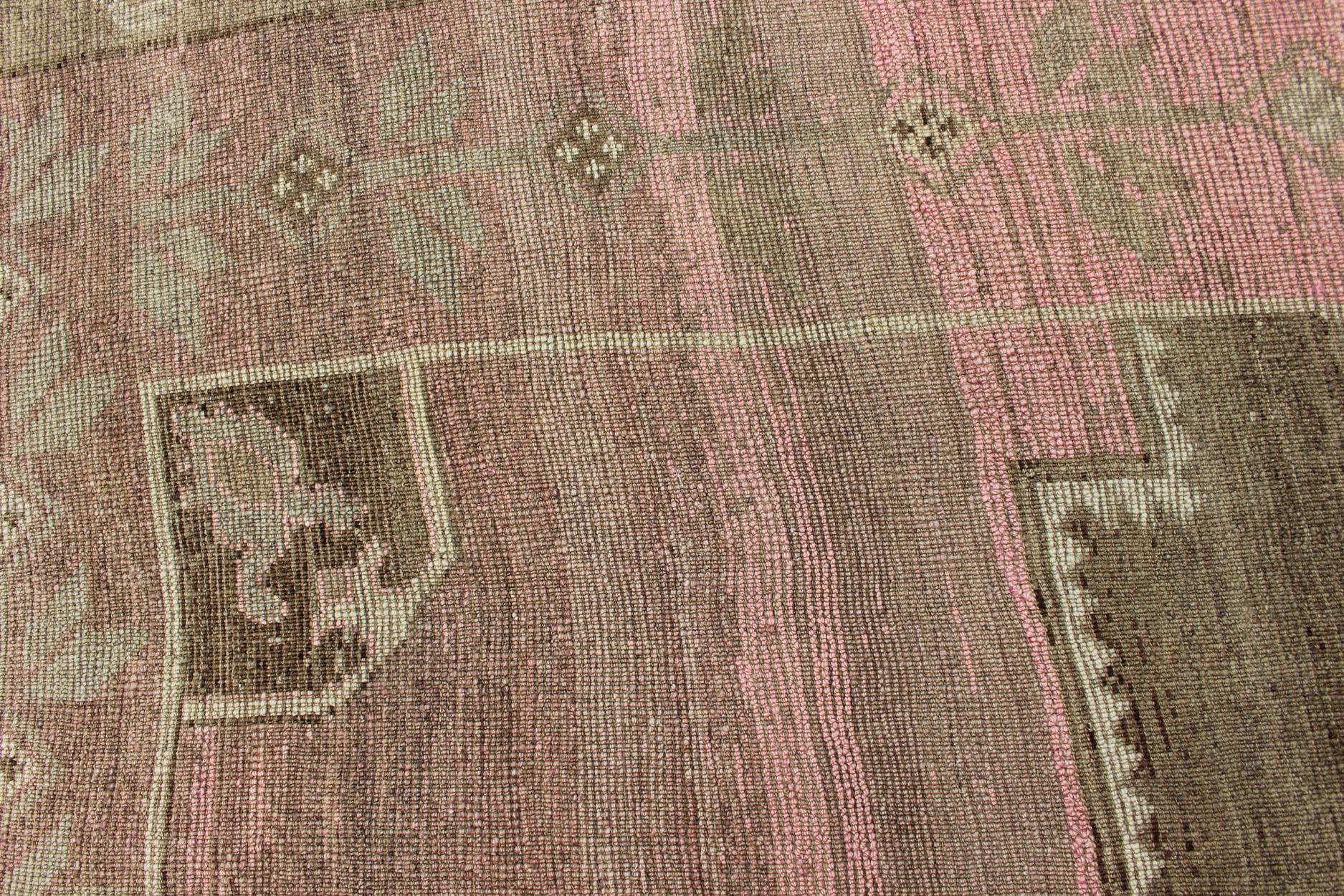 pink and green rug