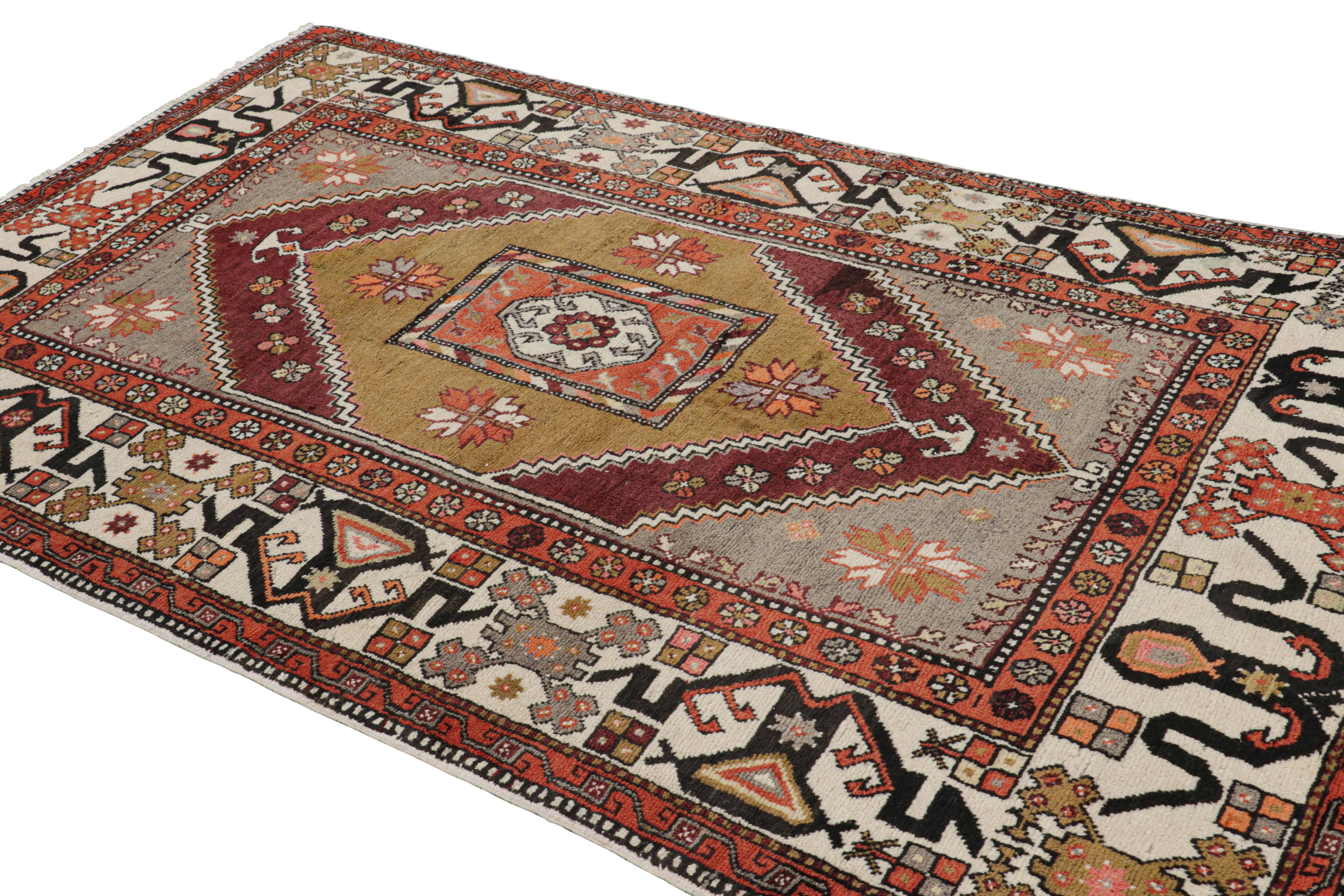 Mid-20th Century Vintage Turkish Rug with Multicolor Geometric Medallion - Rug & Kilim For Sale