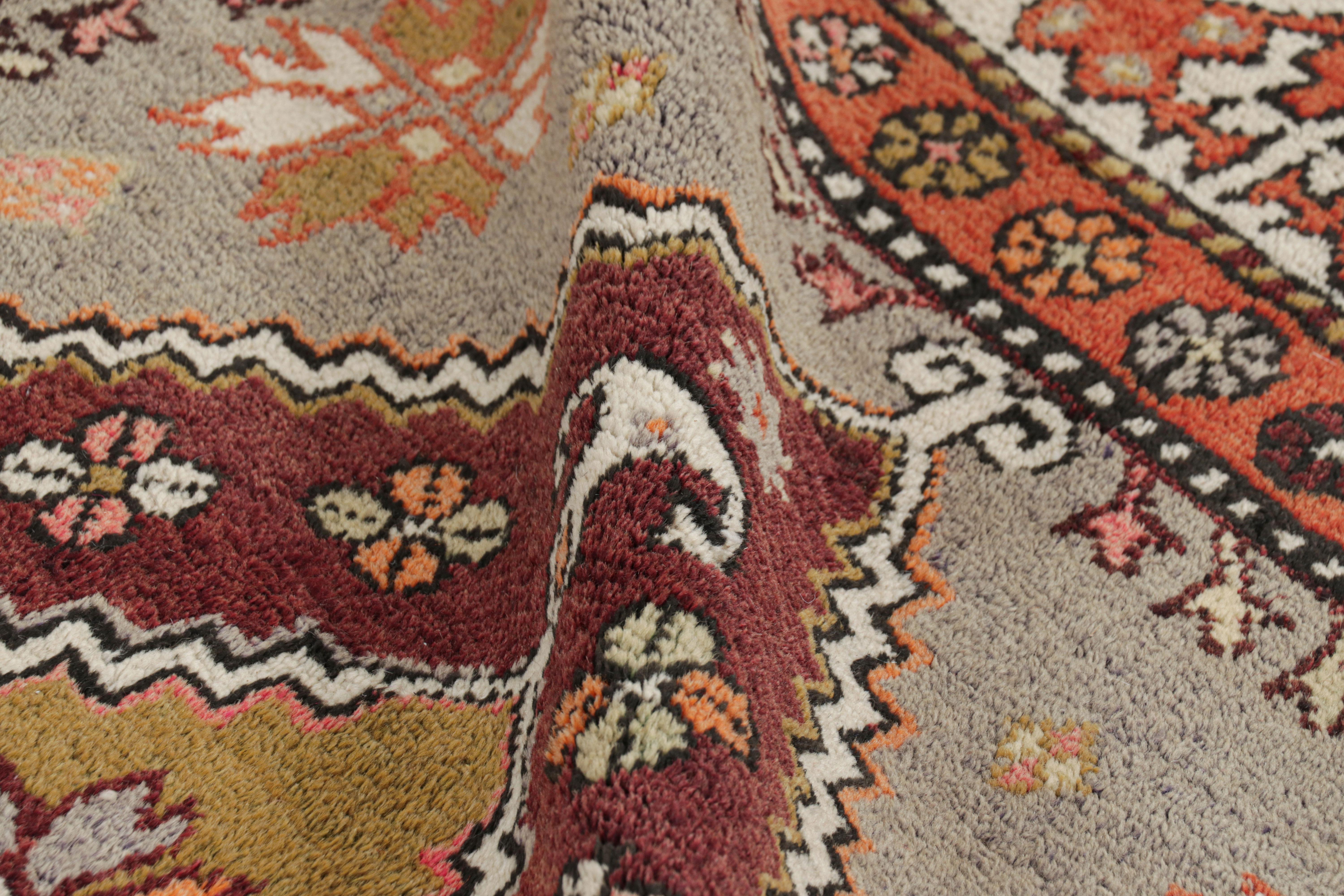 Vintage Turkish Rug with Multicolor Geometric Medallion - Rug & Kilim For Sale 1