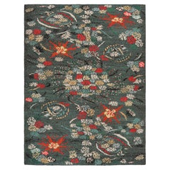 Tapis turc vintage avec motifs floraux polychromes, de Rug & Kilim