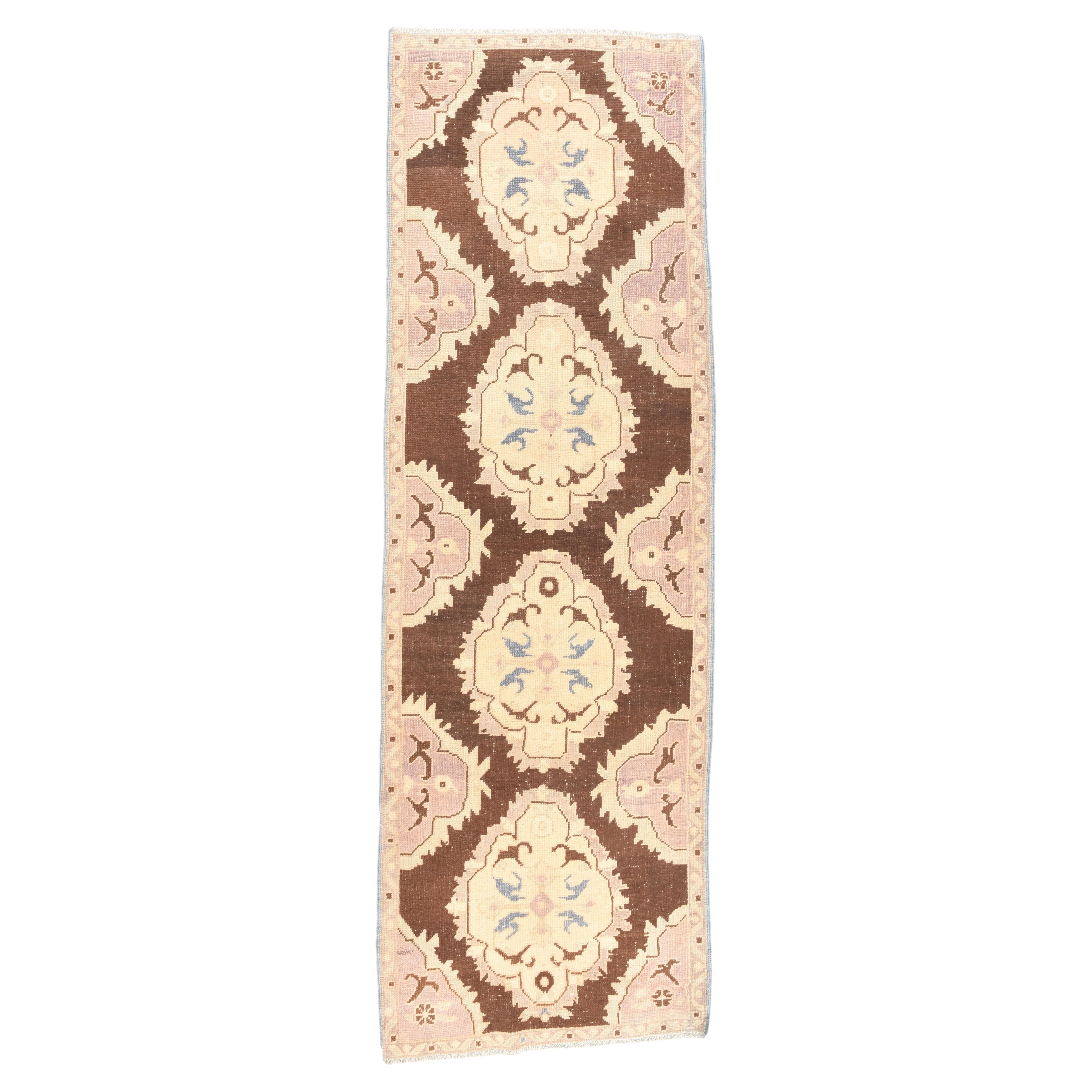 Tapis de couloir turc vintage 3'0" x 9'2'' en vente