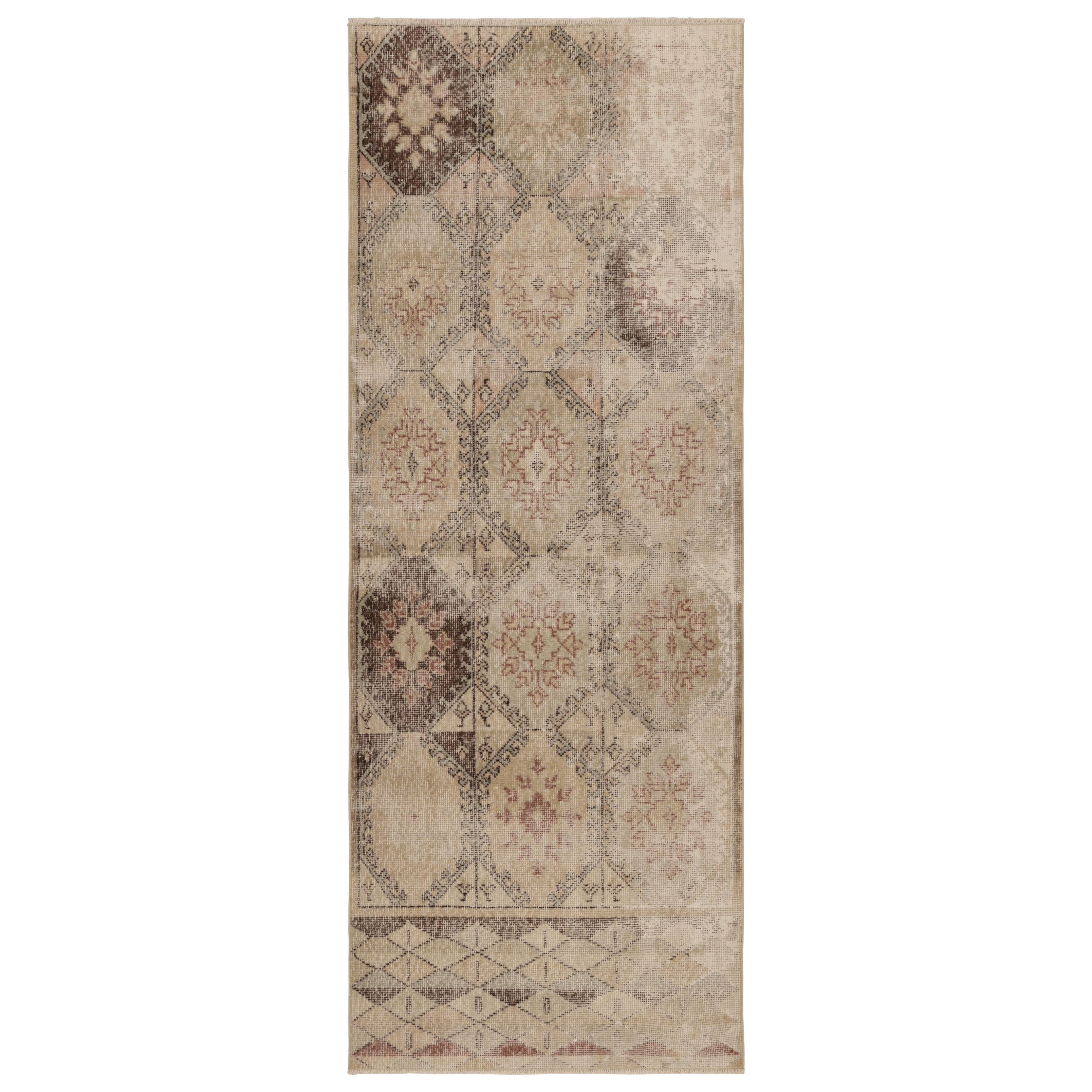 Türkischer Vintage-Läufer, Beige-Braun mit floralem Medaillon - Rug & Kilim