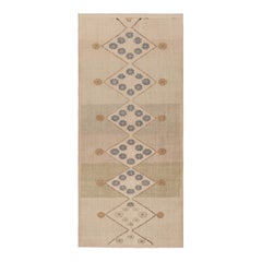 Vintage Turkish Runner in Beige with Diamond Floral Medallions  - Rug & Kilim