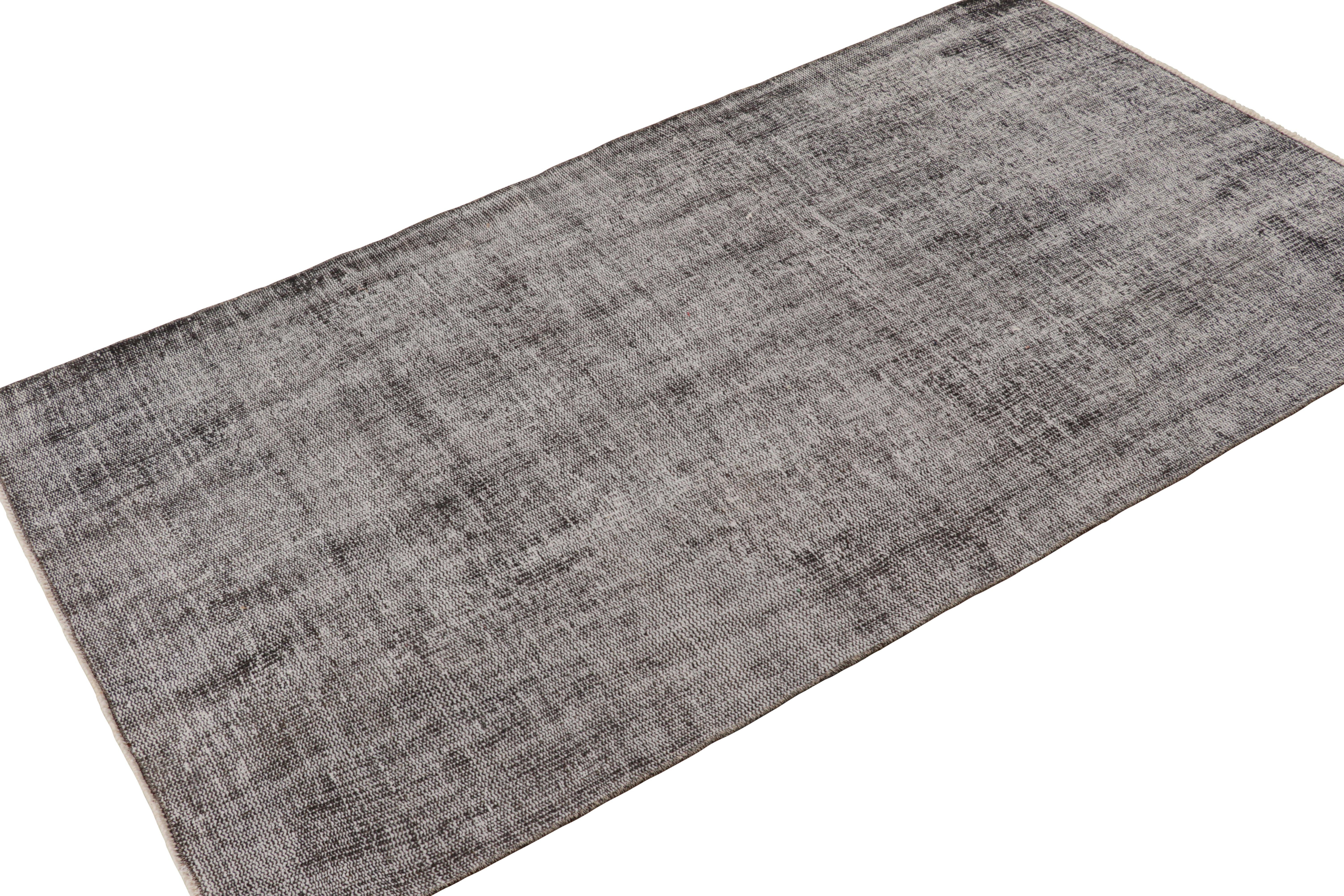 Vintage Turkish Runner in Black & White Distressed Pattern, from Rug & Kilim In Good Condition For Sale In Long Island City, NY