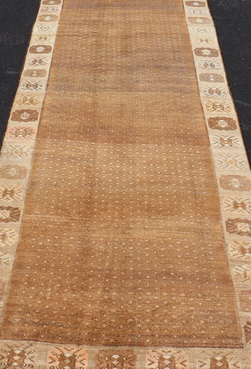 Vintage Turkish Runner in Brown & Ivory With Geometric Motifs 4'1 X 10'5 For Sale 5