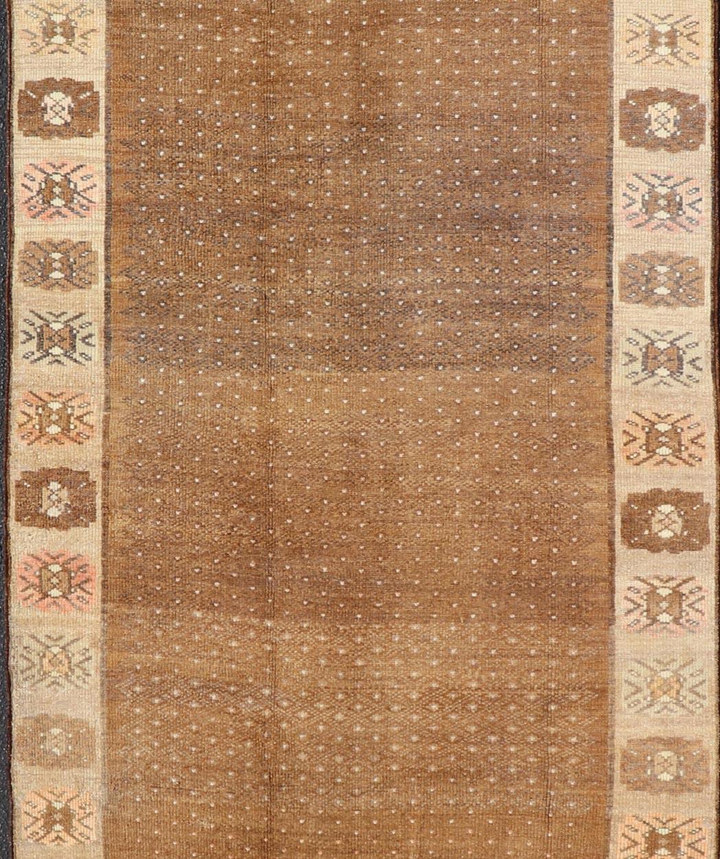 Vintage Turkish Runner in Brown & Ivory With Geometric Motifs 4'1 X 10'5 For Sale 1