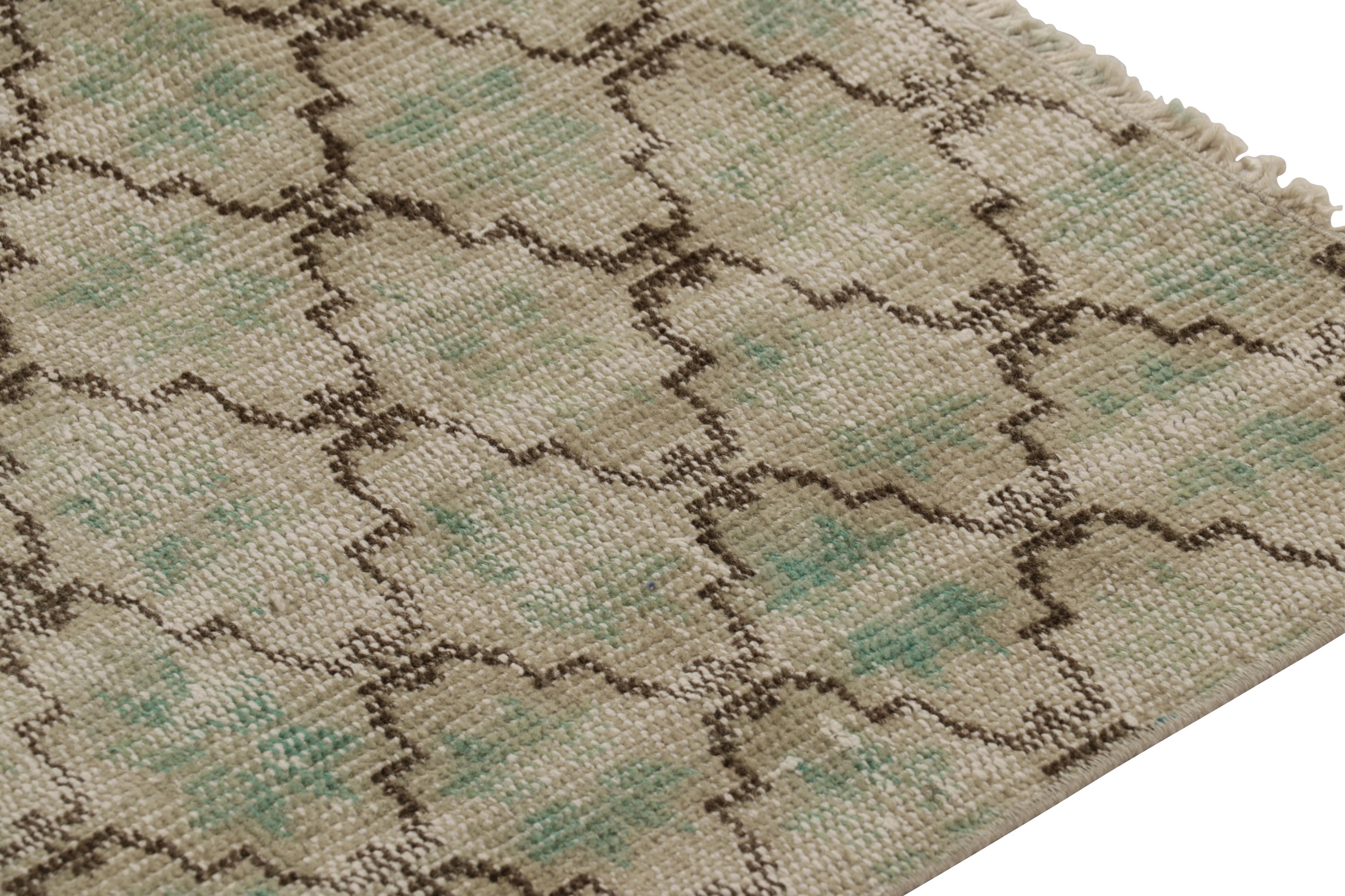Turco Vintage Turkish Runner Rug, Green and Beige with Geometric Patterns –Rug & Kilim in vendita