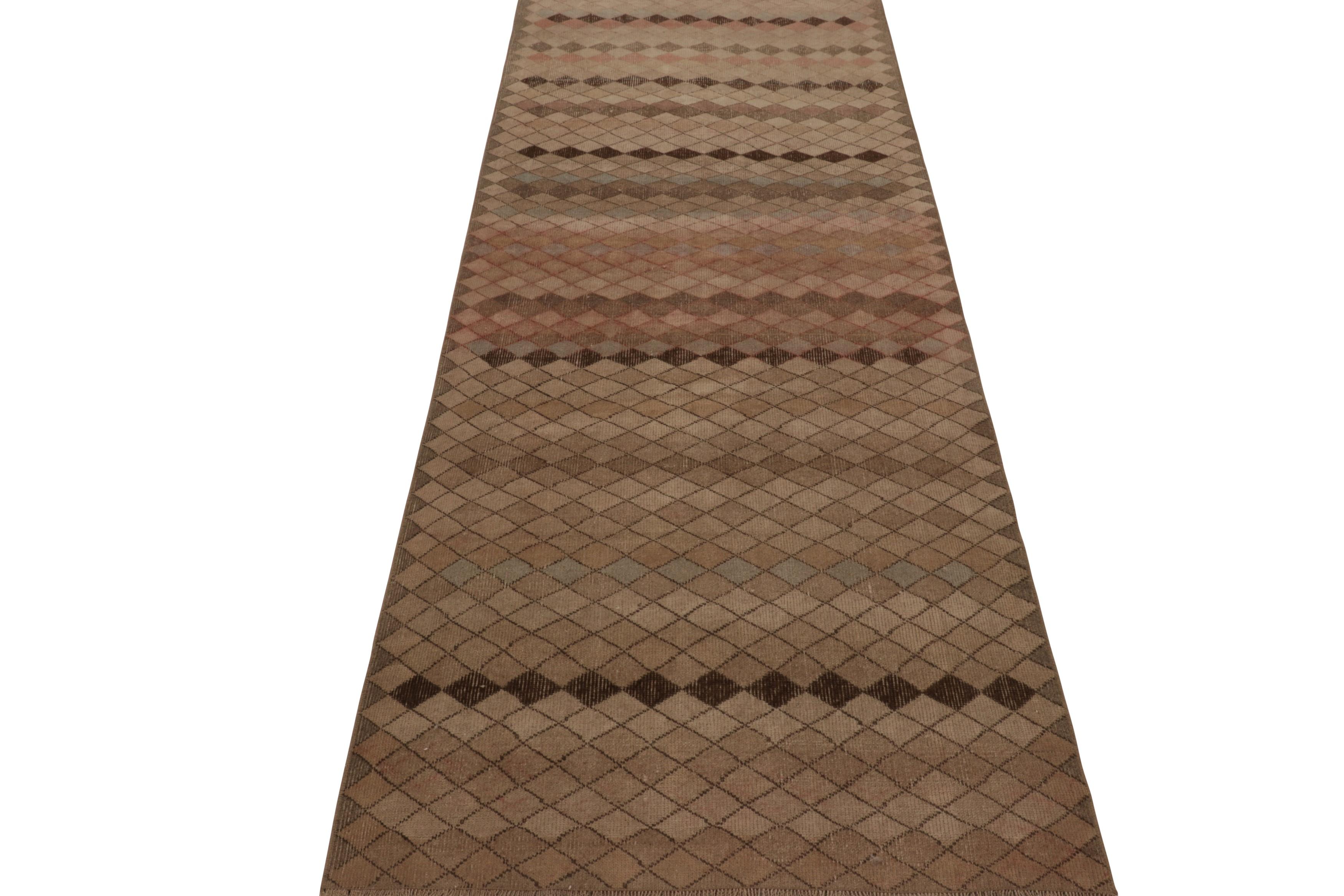 Vintage Turkish Runner Rug in Beige-Brown with Diamond Patterns  - Rug & Kilim In Good Condition For Sale In Long Island City, NY