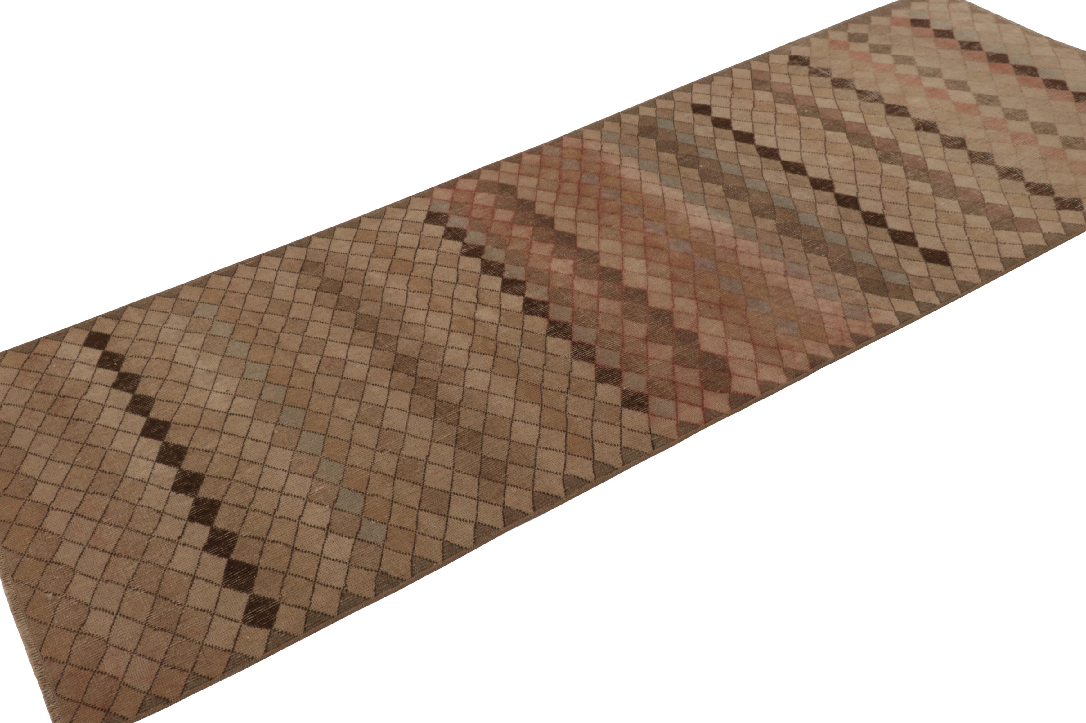 Mid-20th Century Vintage Turkish Runner Rug in Beige-Brown with Diamond Patterns  - Rug & Kilim For Sale