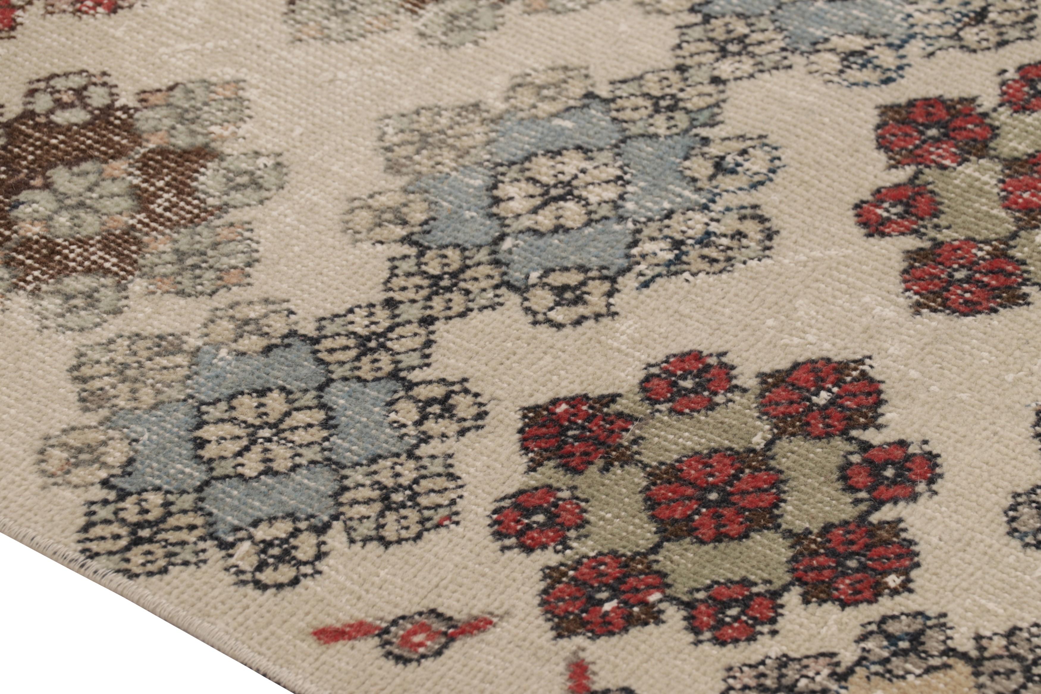 Hand-Knotted Vintage Turkish Runner Rug in Beige-Cream with Floral Medallions - Rug & Kilim For Sale