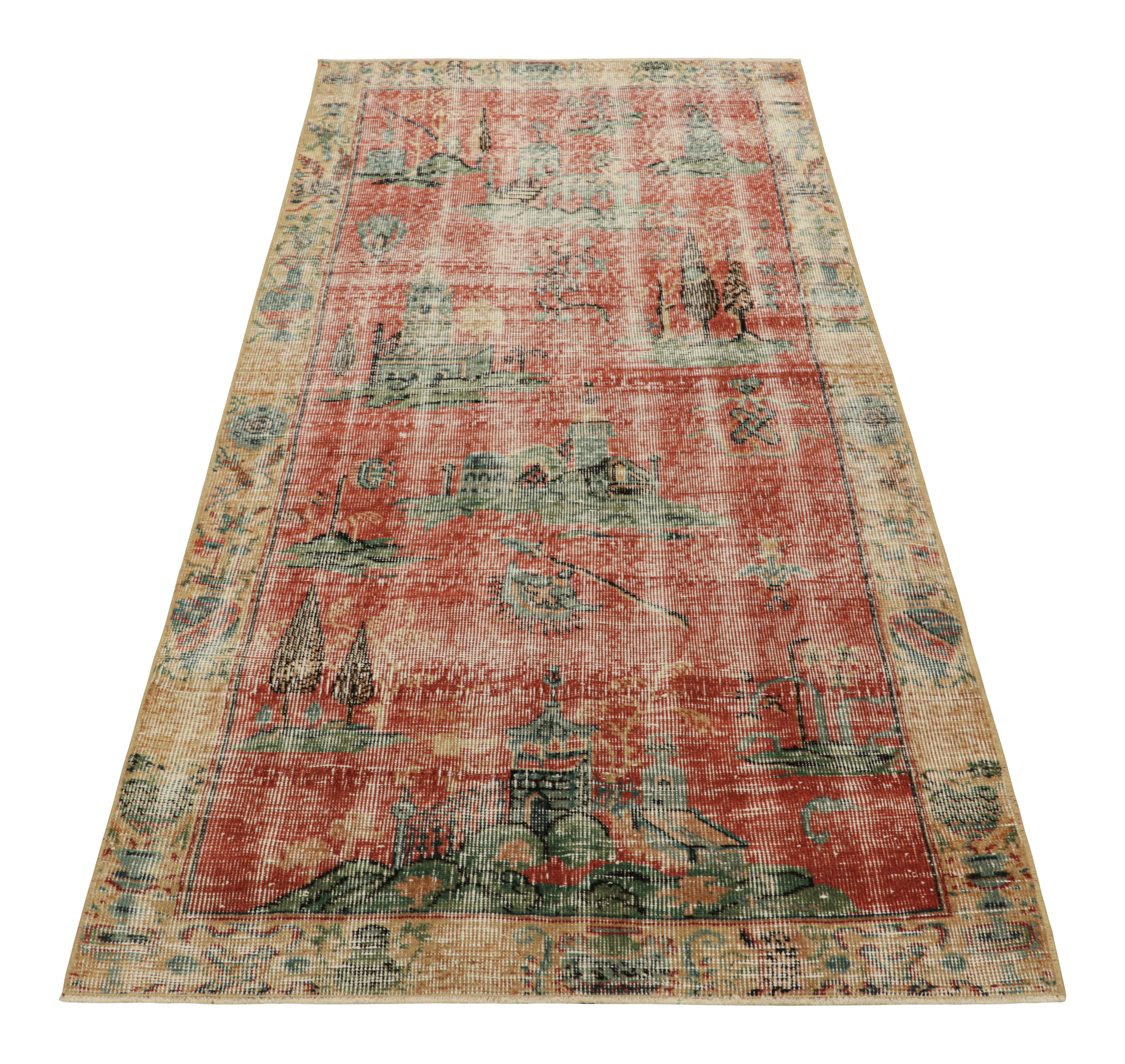 Türkischer Vintage-Läufer in leuchtendem Rot mit großen Bildern  Rug & Kilim (Mitte des 20. Jahrhunderts) im Angebot