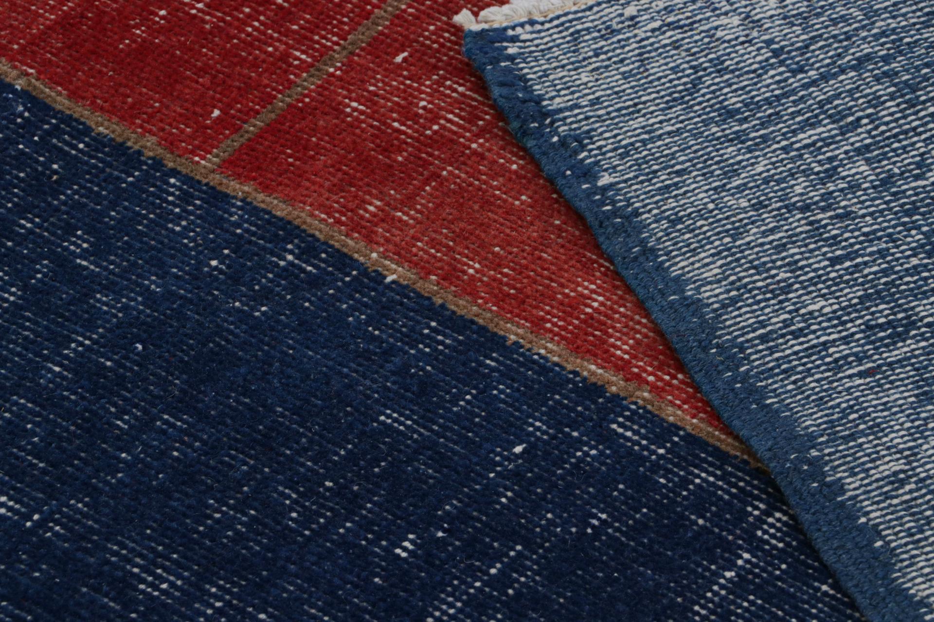 Alfombra turca vintage con motivos rojos, azules y marrones de Rug & Kilim Lana en venta