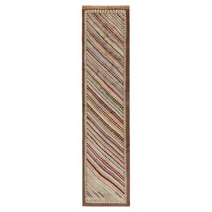 Tapis de couloir turc vintage à motifs géométriques colorés, de Rug & Kilim