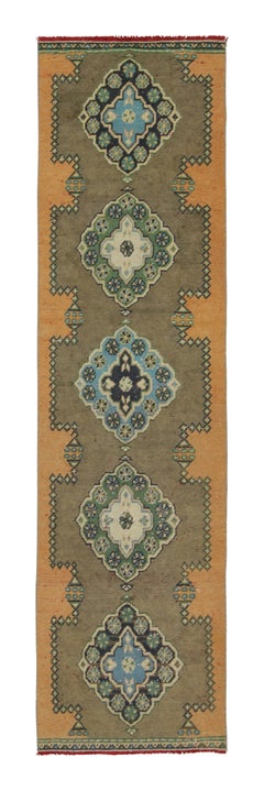 Vintage Turkish Runner with Bold Floral Medallion Design - Rug & Kilim