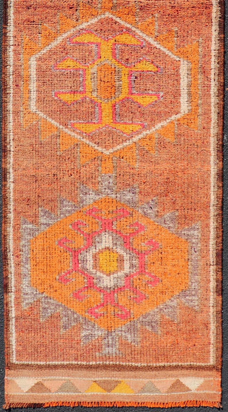 Vintage Turkish Runner with Large Medallion Kurdish Design in Earthy Tones In Good Condition For Sale In Atlanta, GA