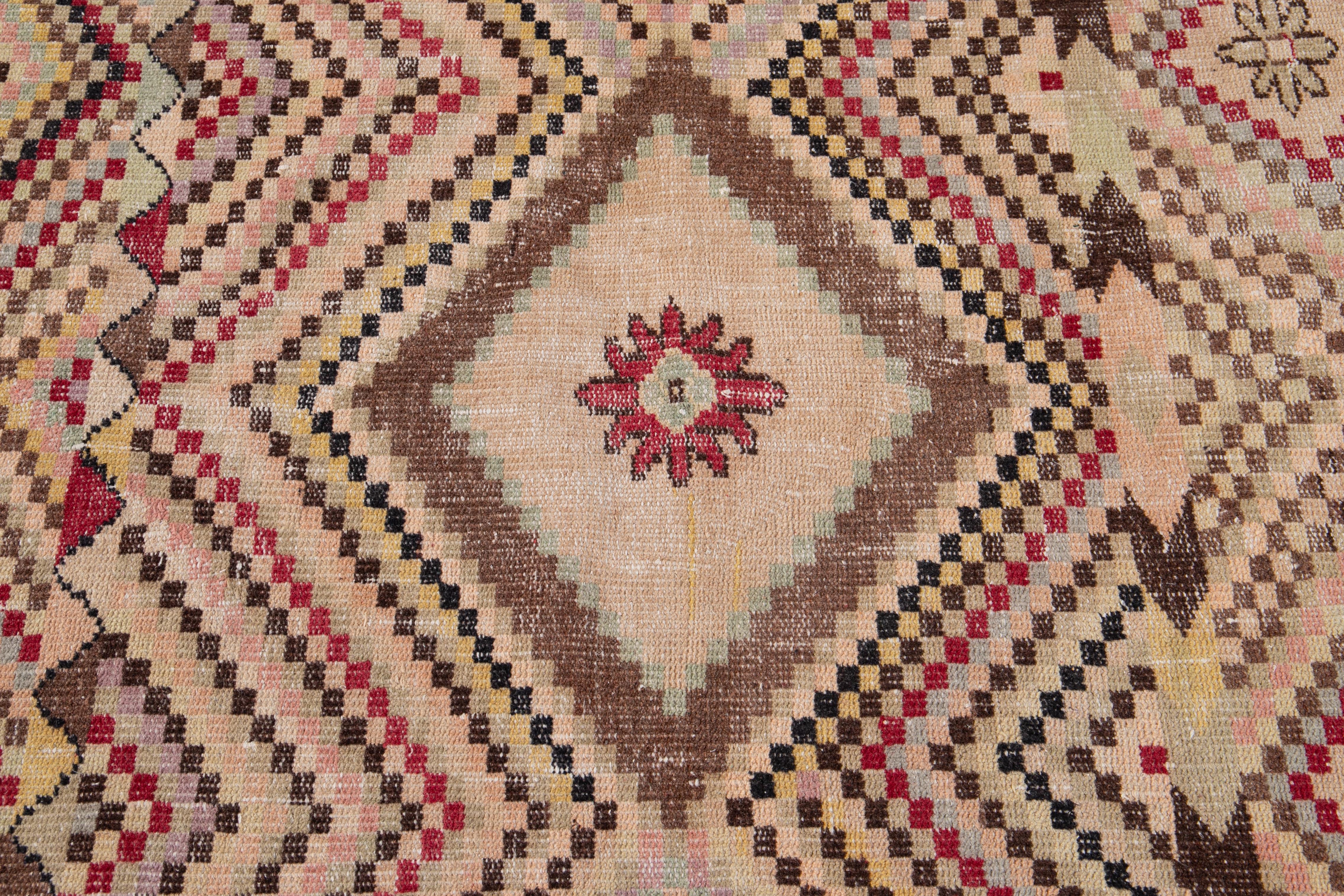 Türkischer Streuwollteppich Vintage im Angebot 1