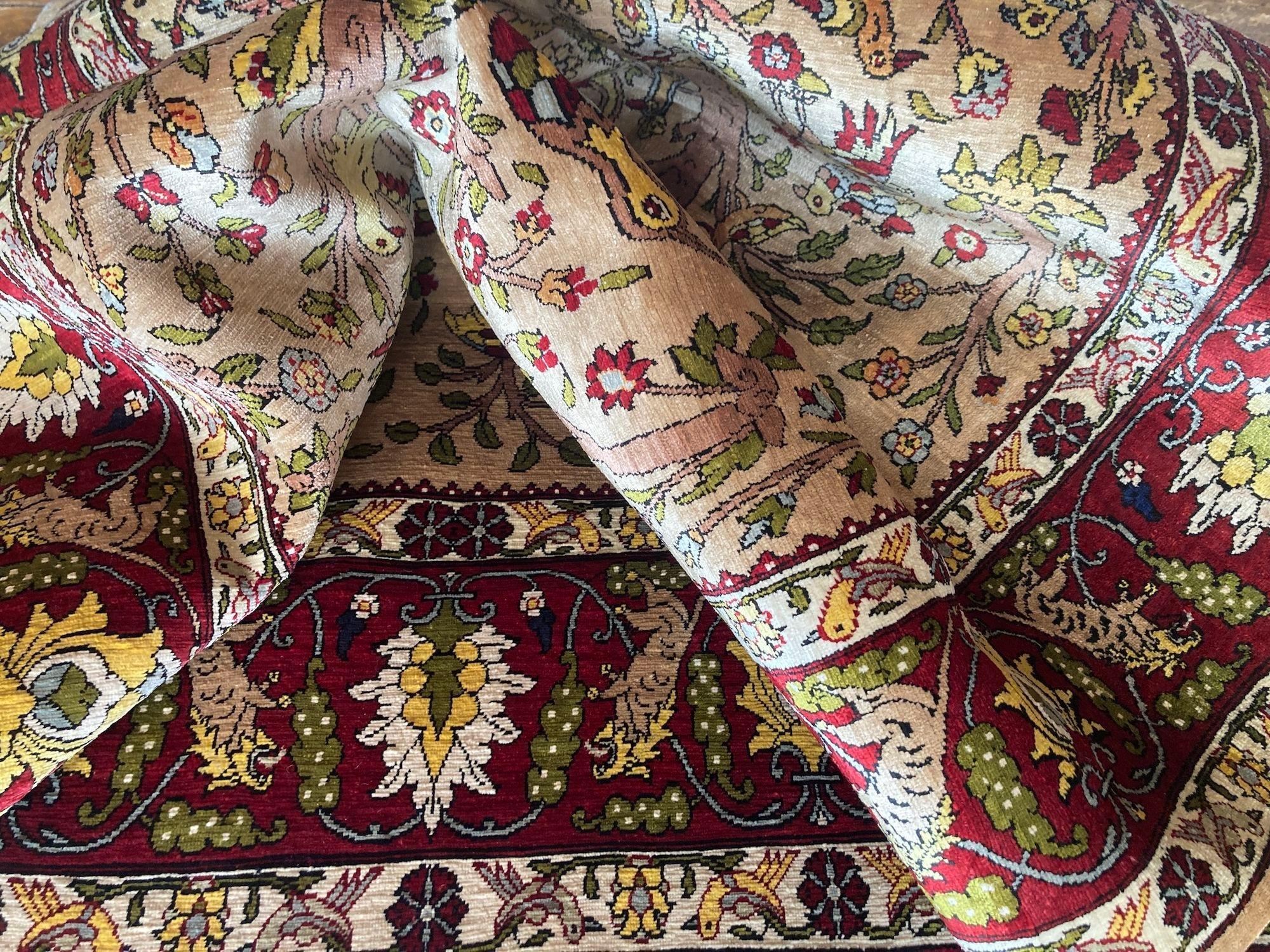 Vintage Turkish Silk Hereke Rug 1.27m x 0.76m For Sale 10